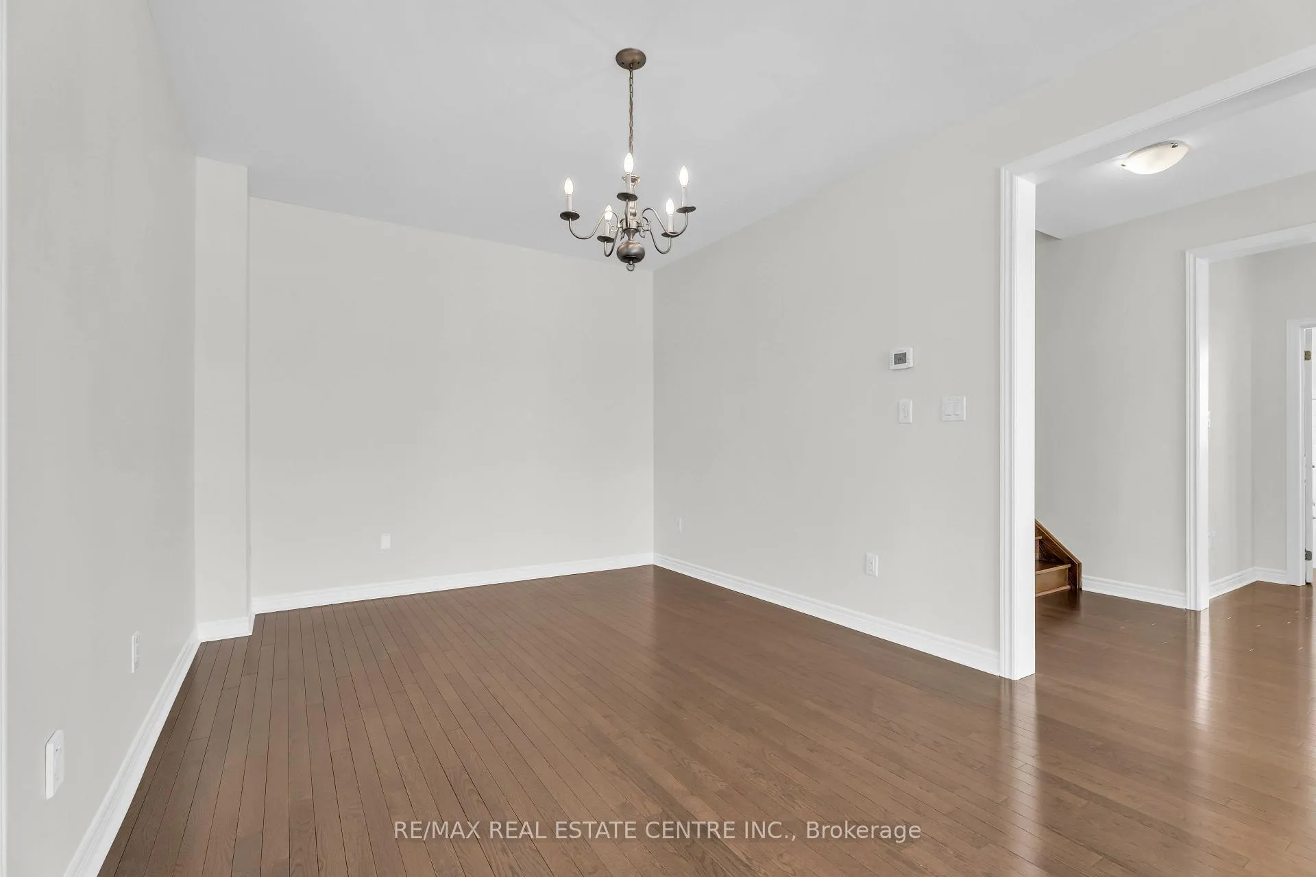 Photo 9 of 1 Perdita Road, Brampton, Bram West — HOMEH