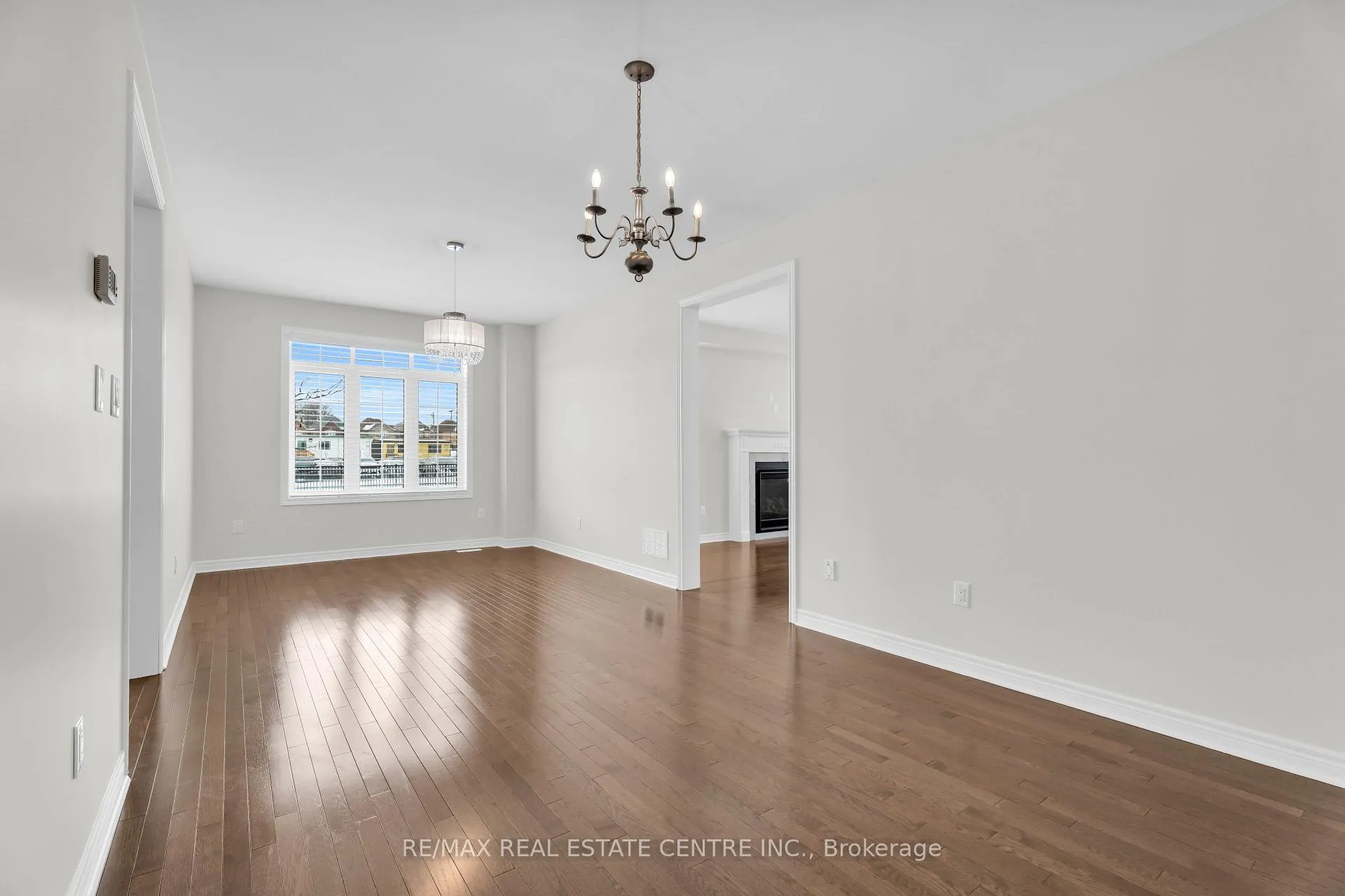 Photo 10 of 1 Perdita Road, Brampton, Bram West — HOMEH