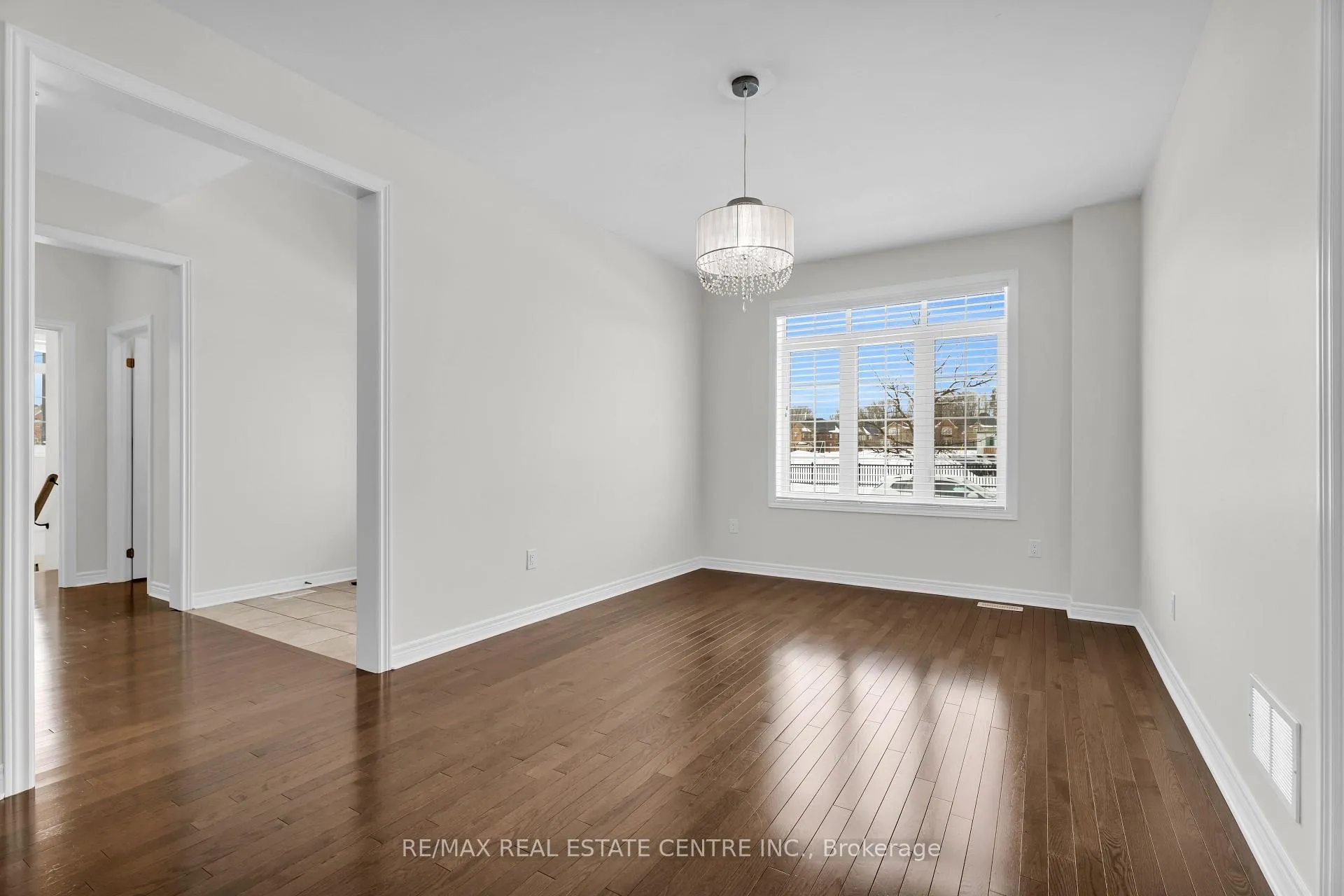 Photo 11 of 1 Perdita Road, Brampton, Bram West — HOMEH
