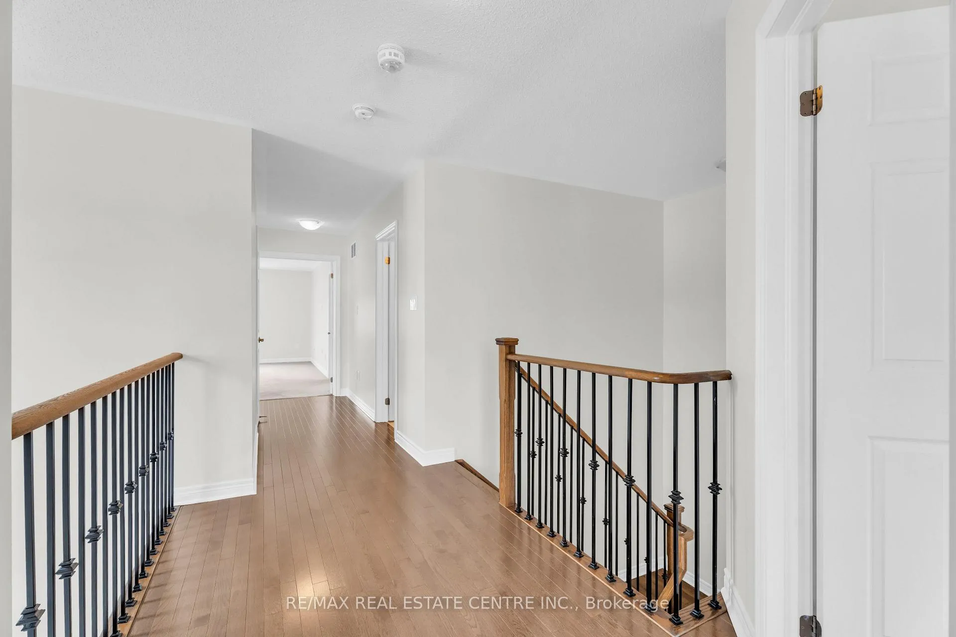 Photo 29 of 1 Perdita Road, Brampton, Bram West — HOMEH