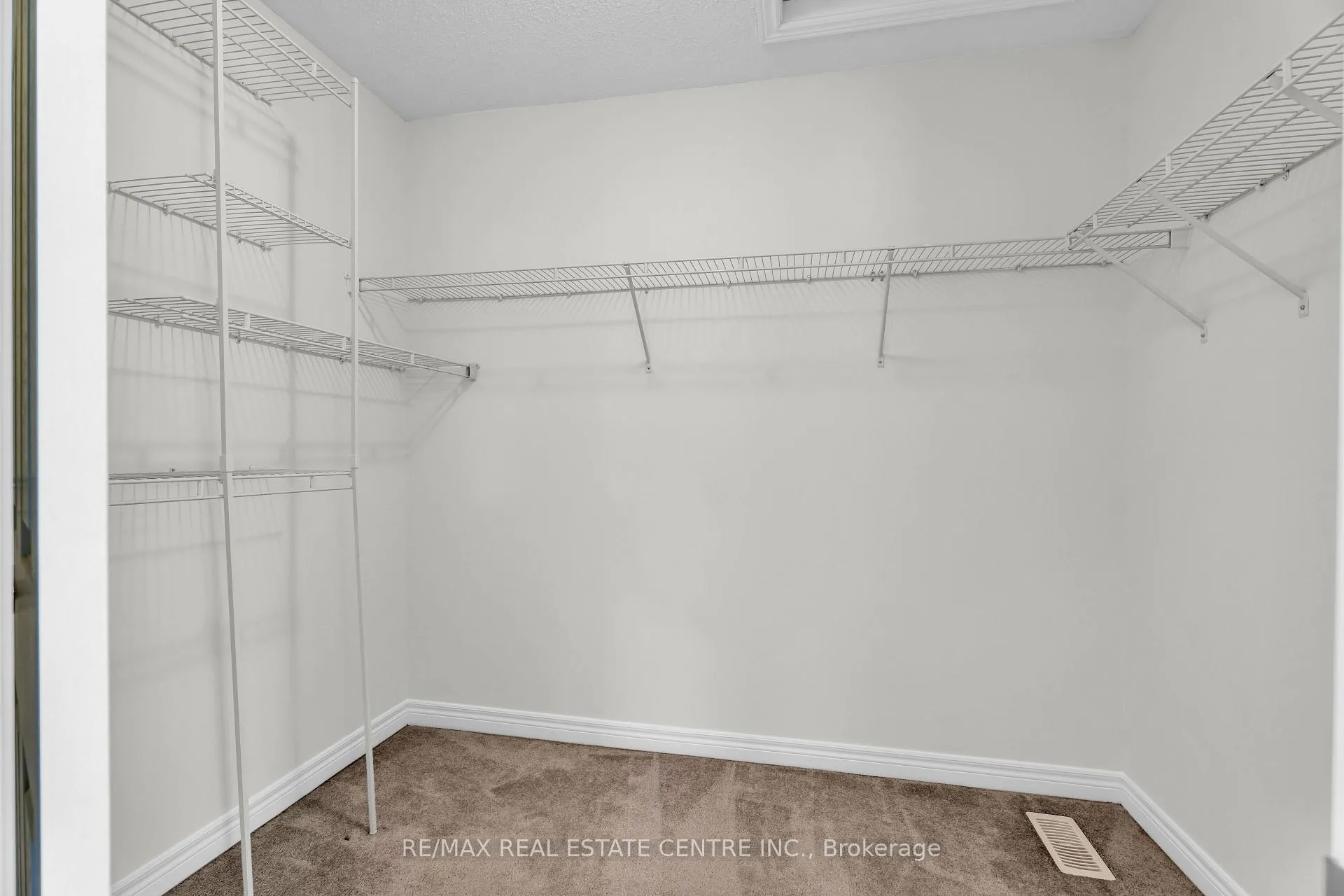 Photo 35 of 1 Perdita Road, Brampton, Bram West — HOMEH