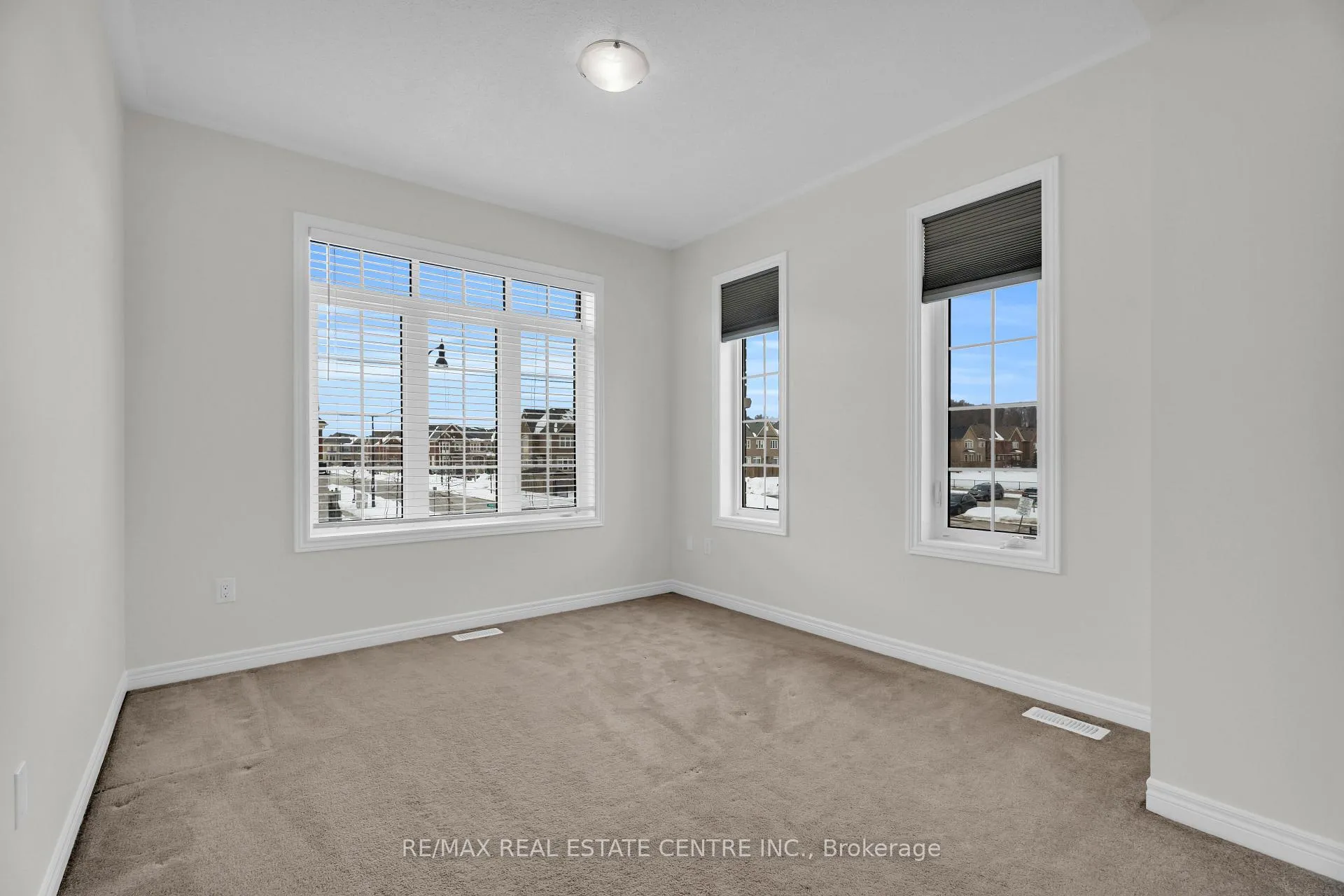 Photo 36 of 1 Perdita Road, Brampton, Bram West — HOMEH
