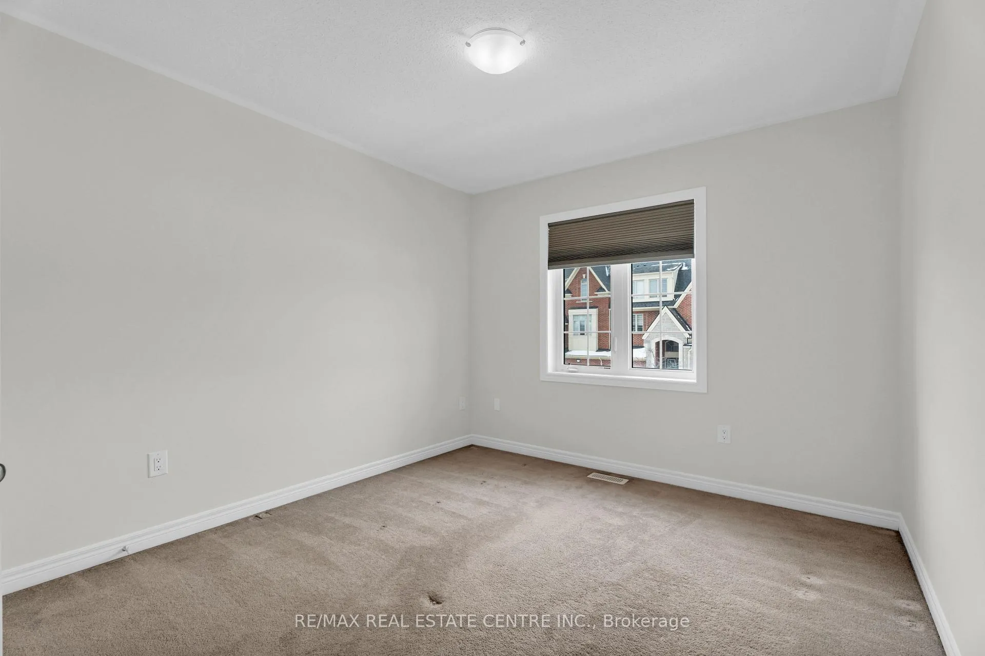 Photo 37 of 1 Perdita Road, Brampton, Bram West — HOMEH