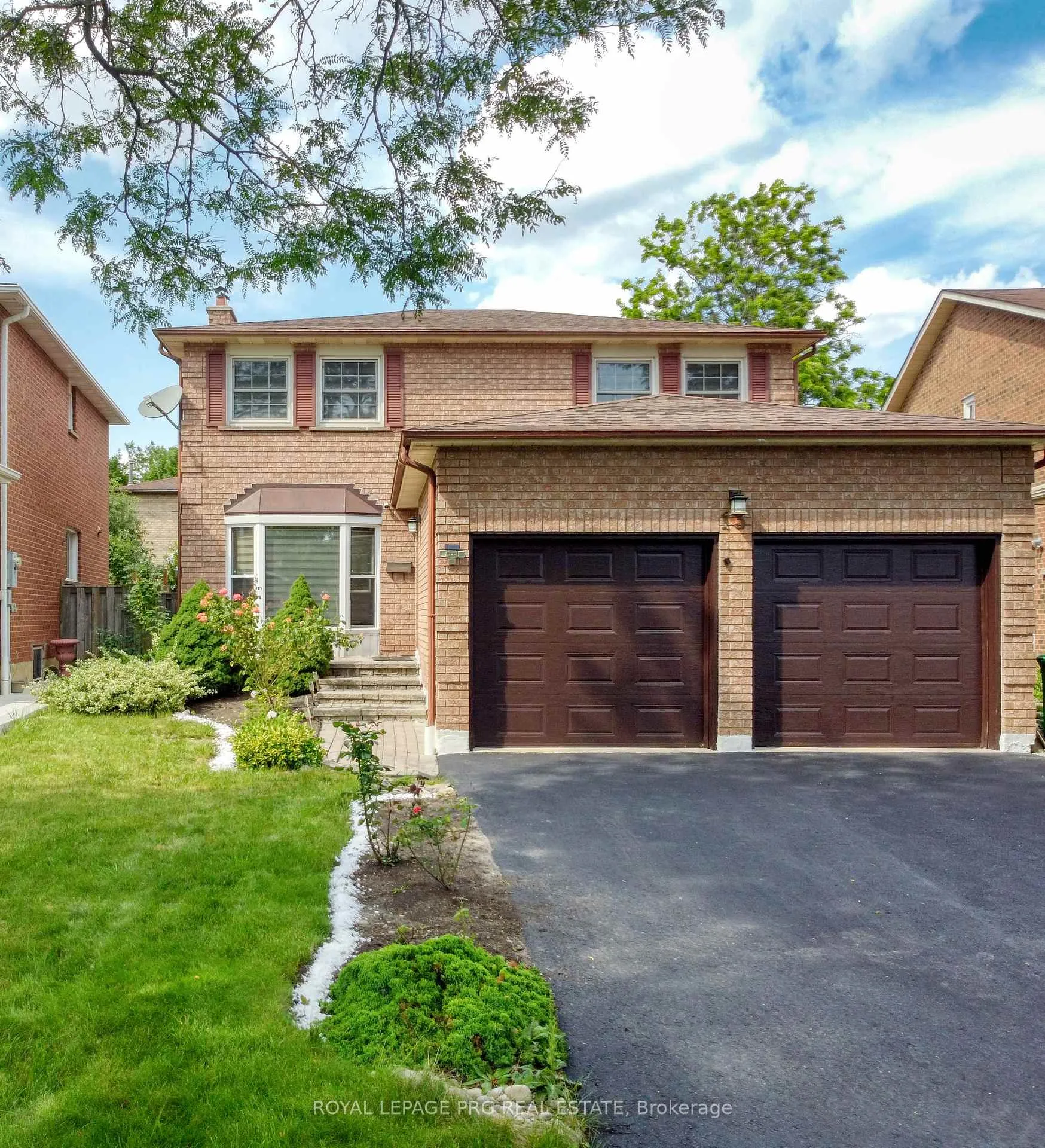Photo 2 of Unit Upper Floor, 13 Stillwater Crescent, Brampton, Brampton West — HOMEH
