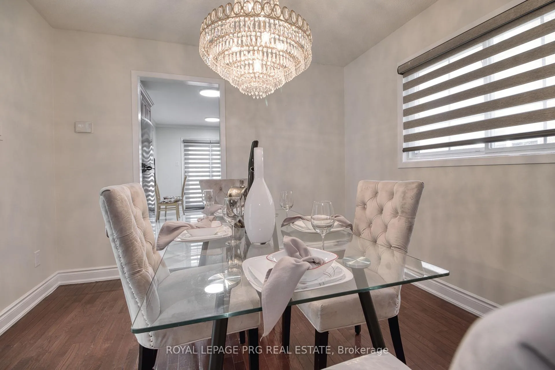 Photo 9 of Unit Upper Floor, 13 Stillwater Crescent, Brampton, Brampton West — HOMEH