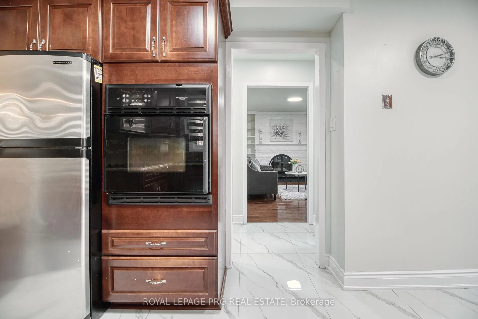 Photo 16 of Unit Upper Floor, 13 Stillwater Crescent, Brampton, Brampton West — HOMEH