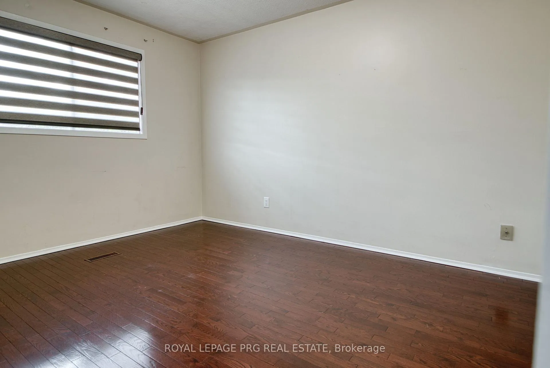 Photo 22 of Unit Upper Floor, 13 Stillwater Crescent, Brampton, Brampton West — HOMEH