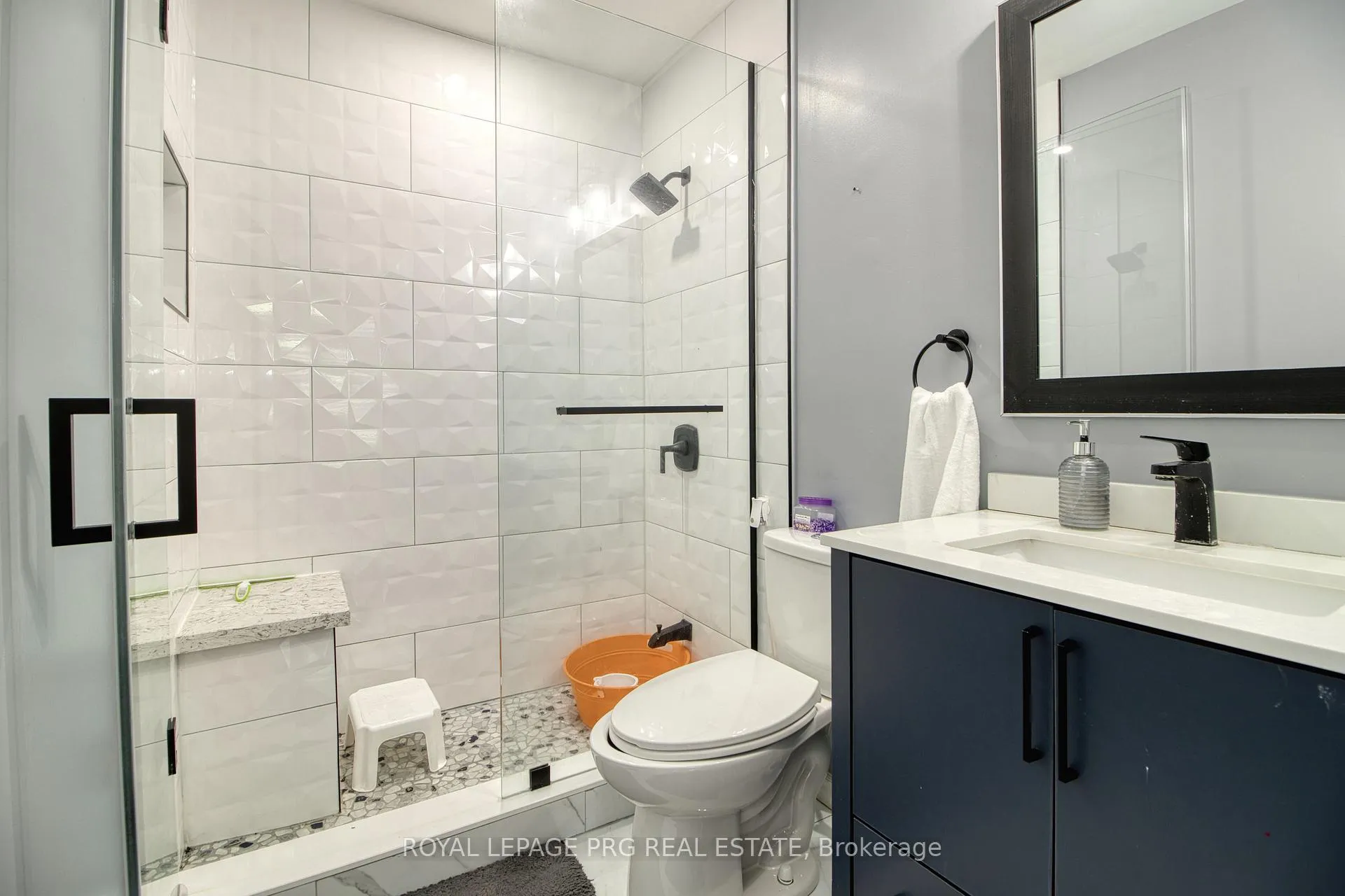 Photo 26 of Unit Upper Floor, 13 Stillwater Crescent, Brampton, Brampton West — HOMEH