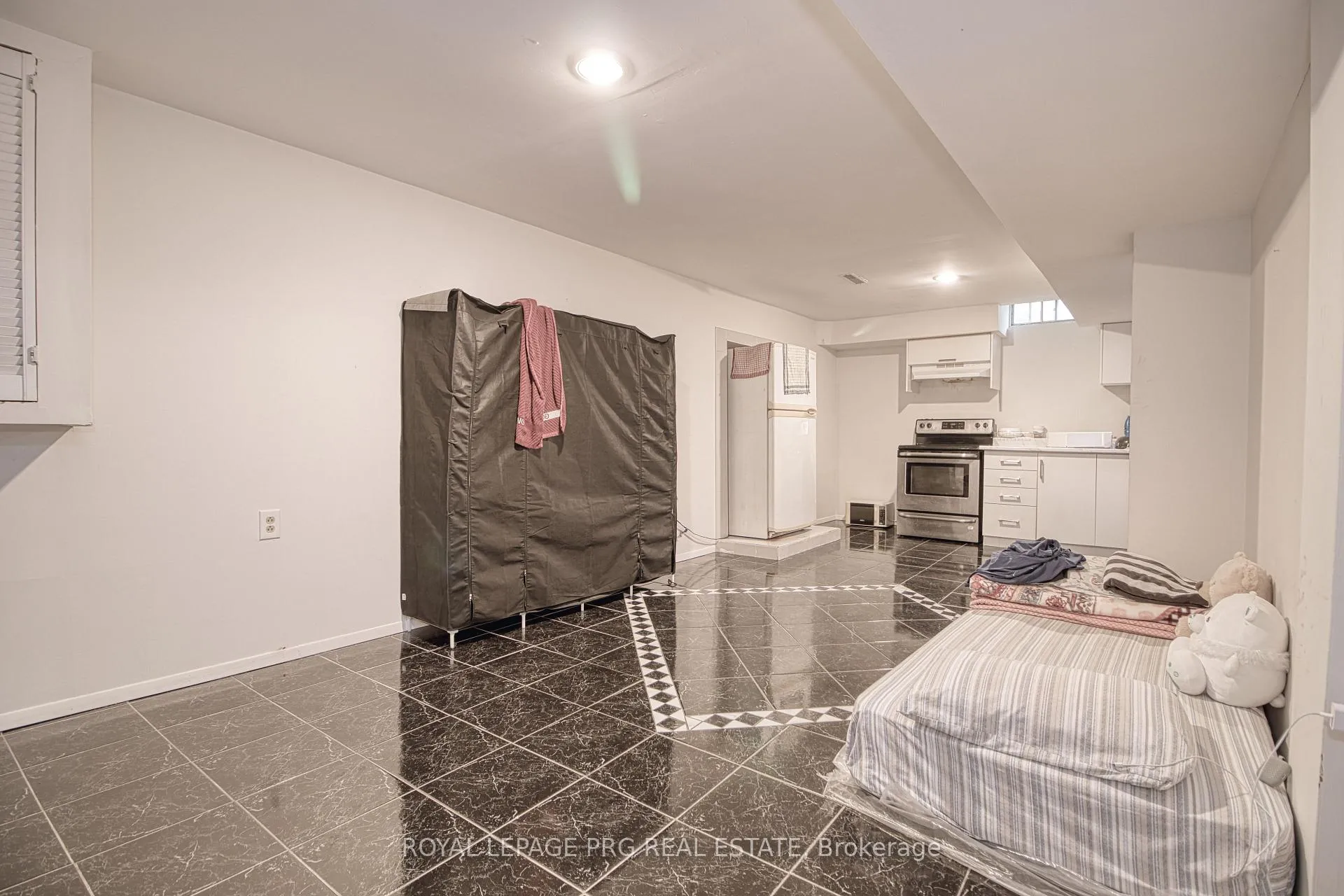 Photo 40 of Unit Upper Floor, 13 Stillwater Crescent, Brampton, Brampton West — HOMEH