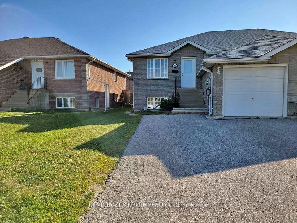 Front of Unit main level, 48 Cassandra Drive