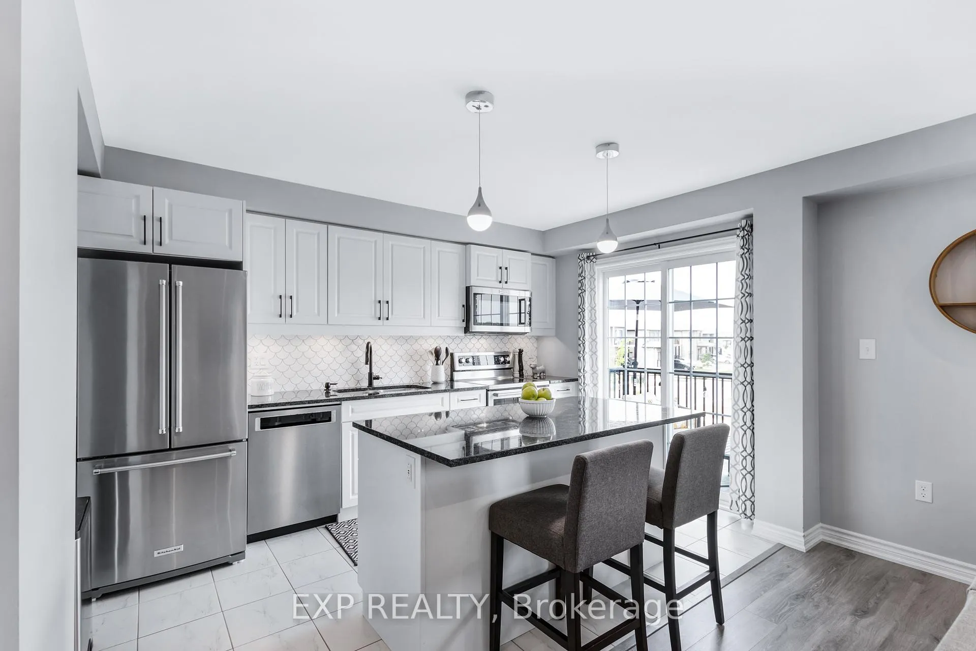 Photo 5 of 11 Kodiak Terrace, Barrie, Holly — HOMEH