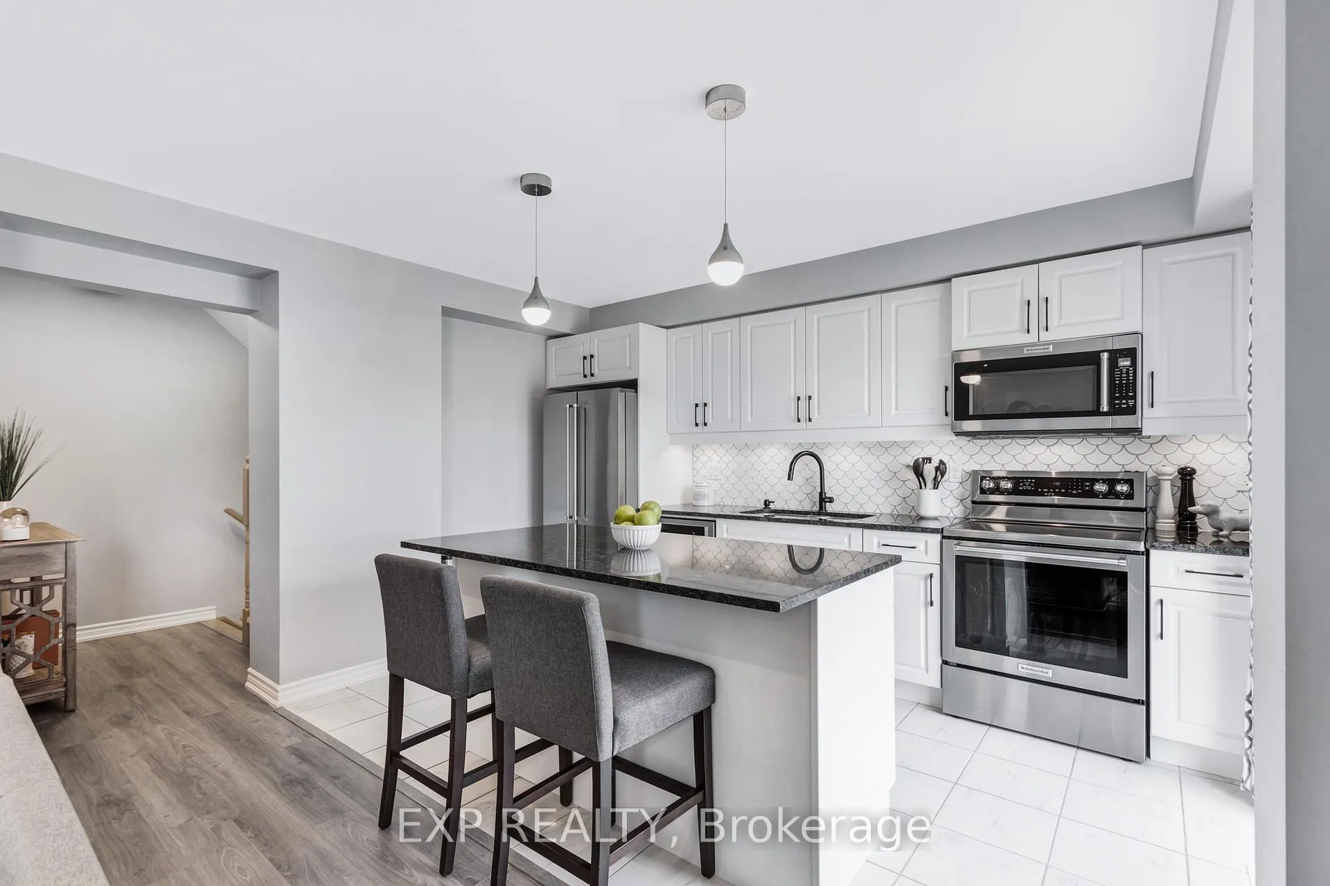 Photo 11 of 11 Kodiak Terrace, Barrie, Holly — HOMEH
