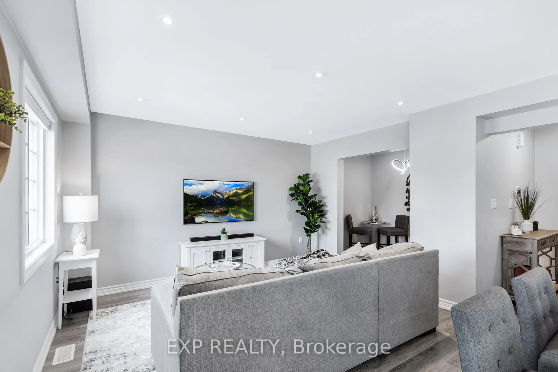Photo 12 of 11 Kodiak Terrace, Barrie, Holly — HOMEH