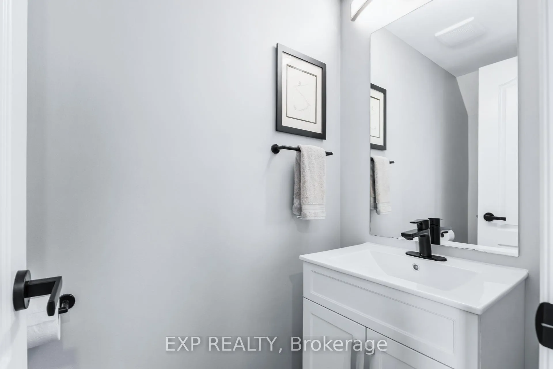 Photo 16 of 11 Kodiak Terrace, Barrie, Holly — HOMEH