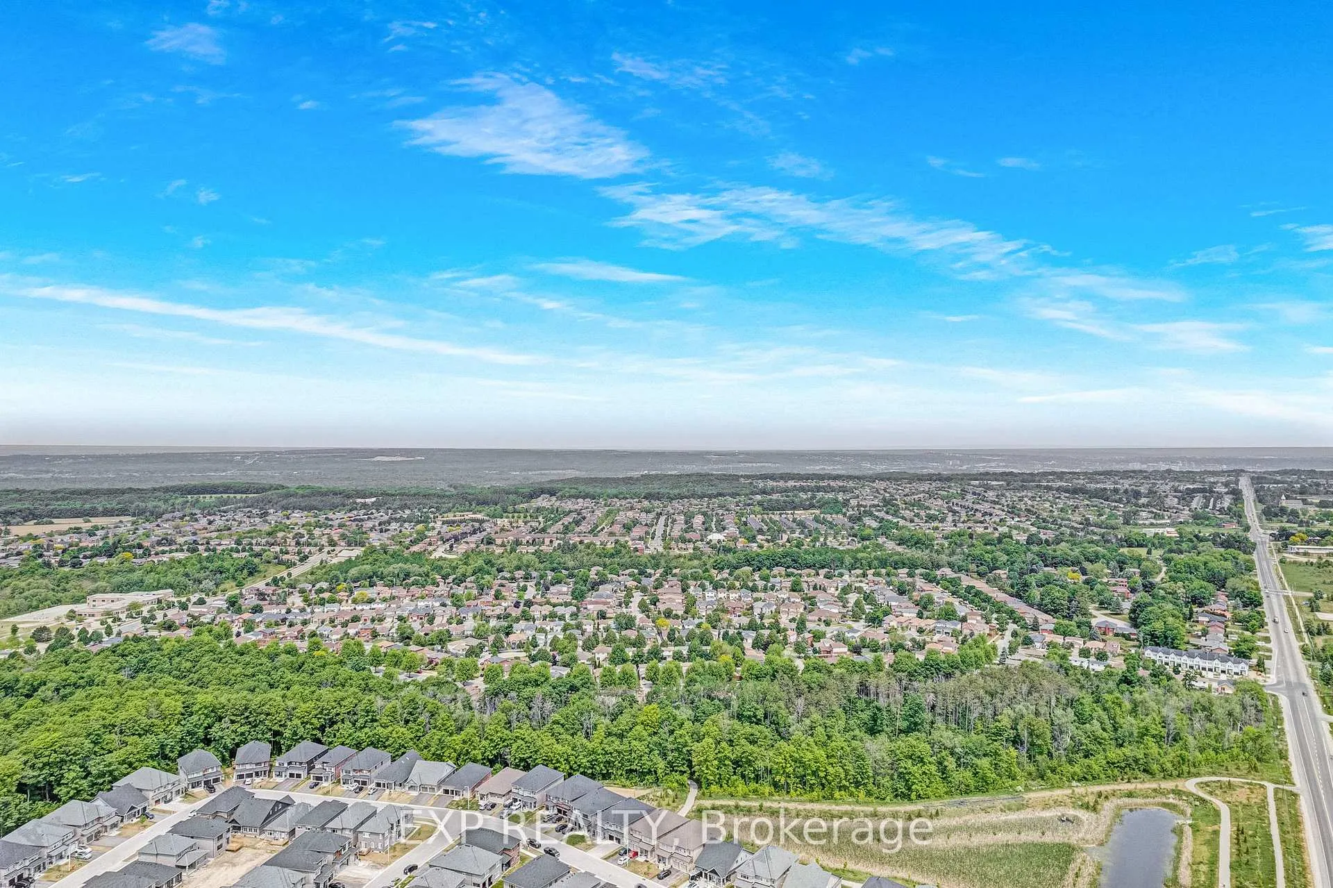 Photo 28 of 11 Kodiak Terrace, Barrie, Holly — HOMEH