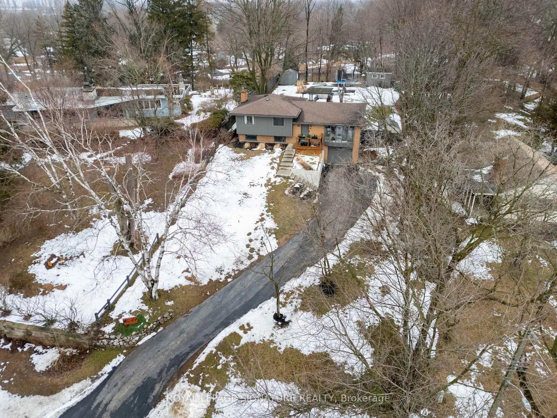 Photo 1 of 19 Gibson Drive, Norfolk, Simcoe — HOMEH