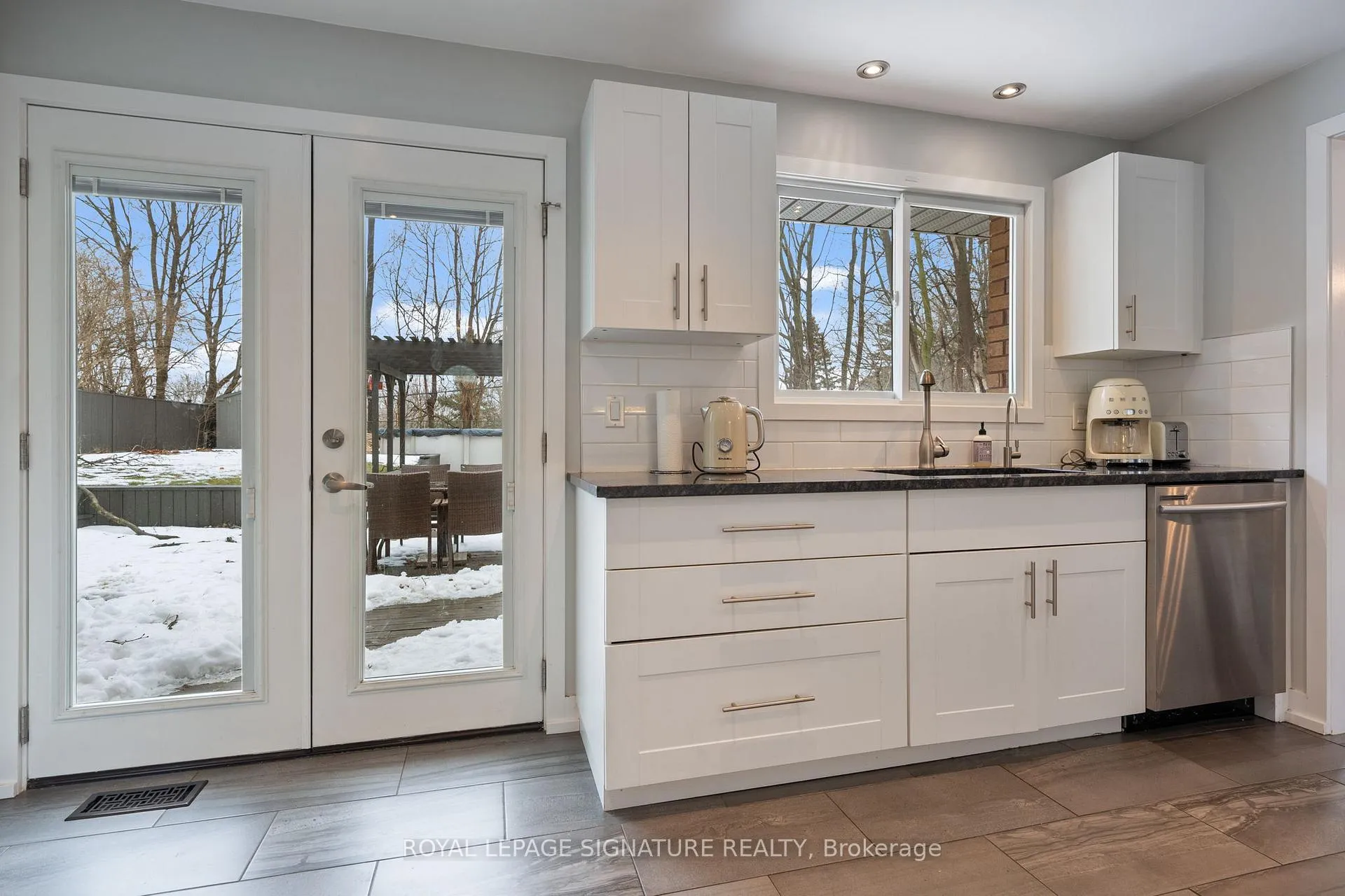 Photo 13 of 19 Gibson Drive, Norfolk, Simcoe — HOMEH