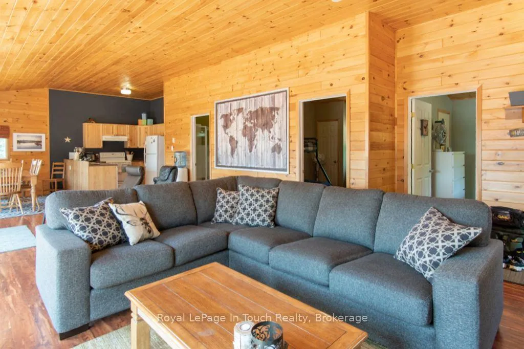 Photo 2 of 2974 Island 1040, Georgian Bay, Baxter — HOMEH