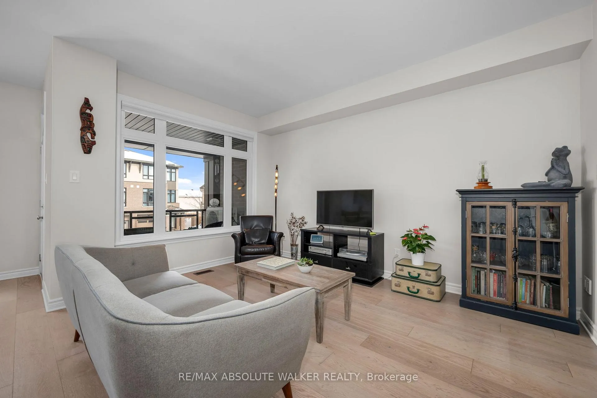 Photo 9 of 342 Twinflower Way, Ottawa, Barrhaven - Longfields — HOMEH