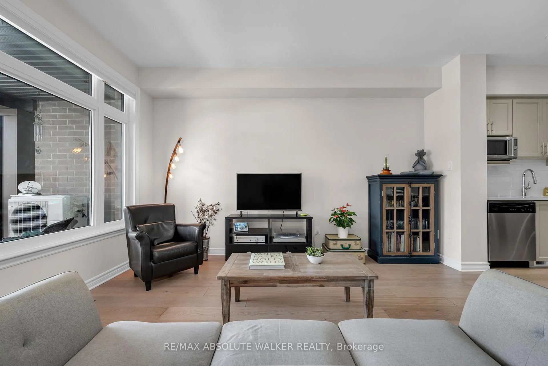 Photo 11 of 342 Twinflower Way, Ottawa, Barrhaven - Longfields — HOMEH