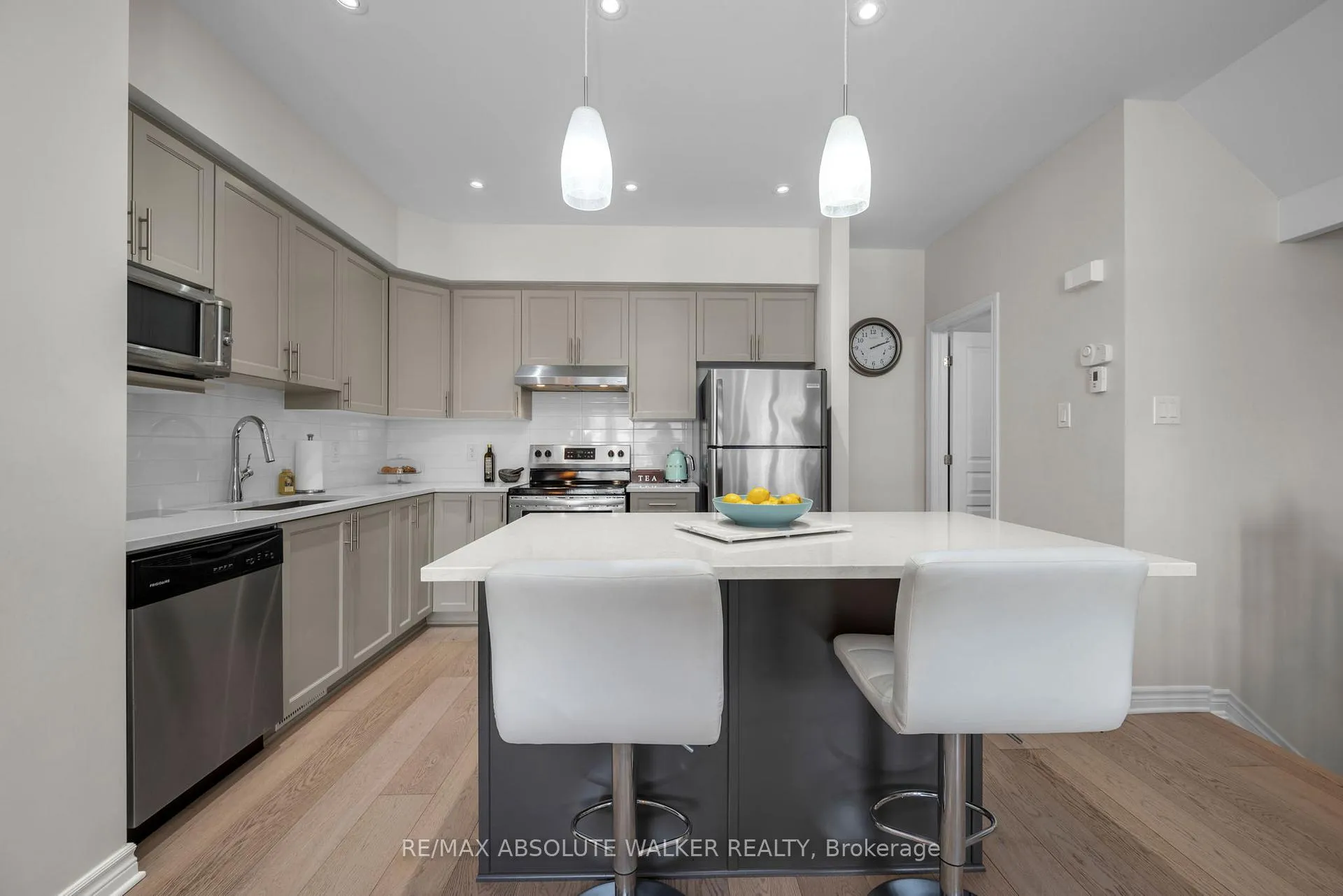 Photo 16 of 342 Twinflower Way, Ottawa, Barrhaven - Longfields — HOMEH