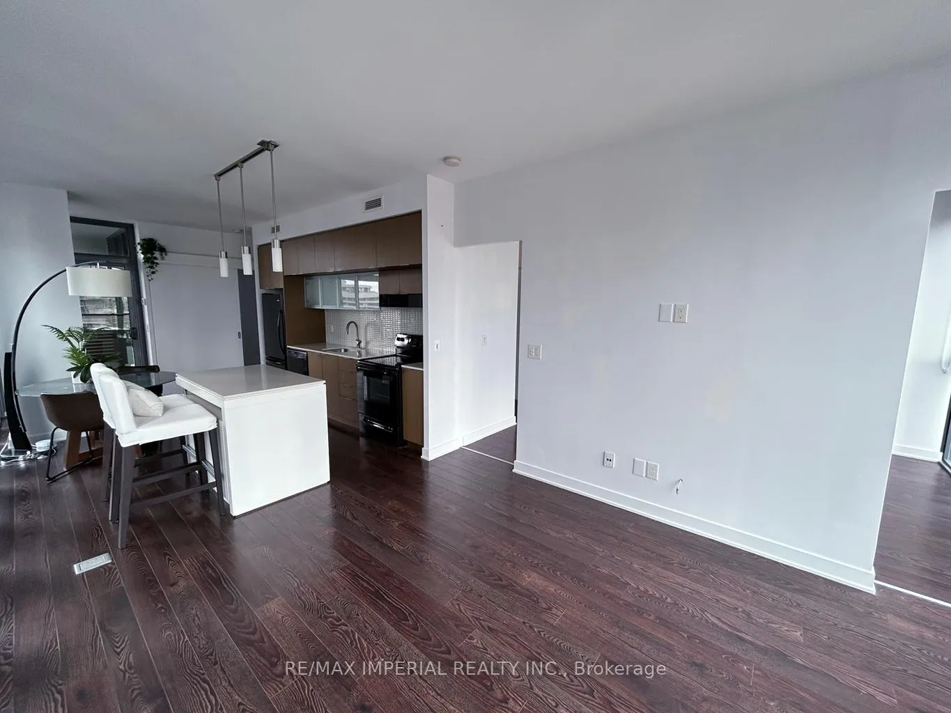 Photo 5 of Unit 2507, 110 Charles Street, Toronto, Church-Yonge Corridor — HOMEH