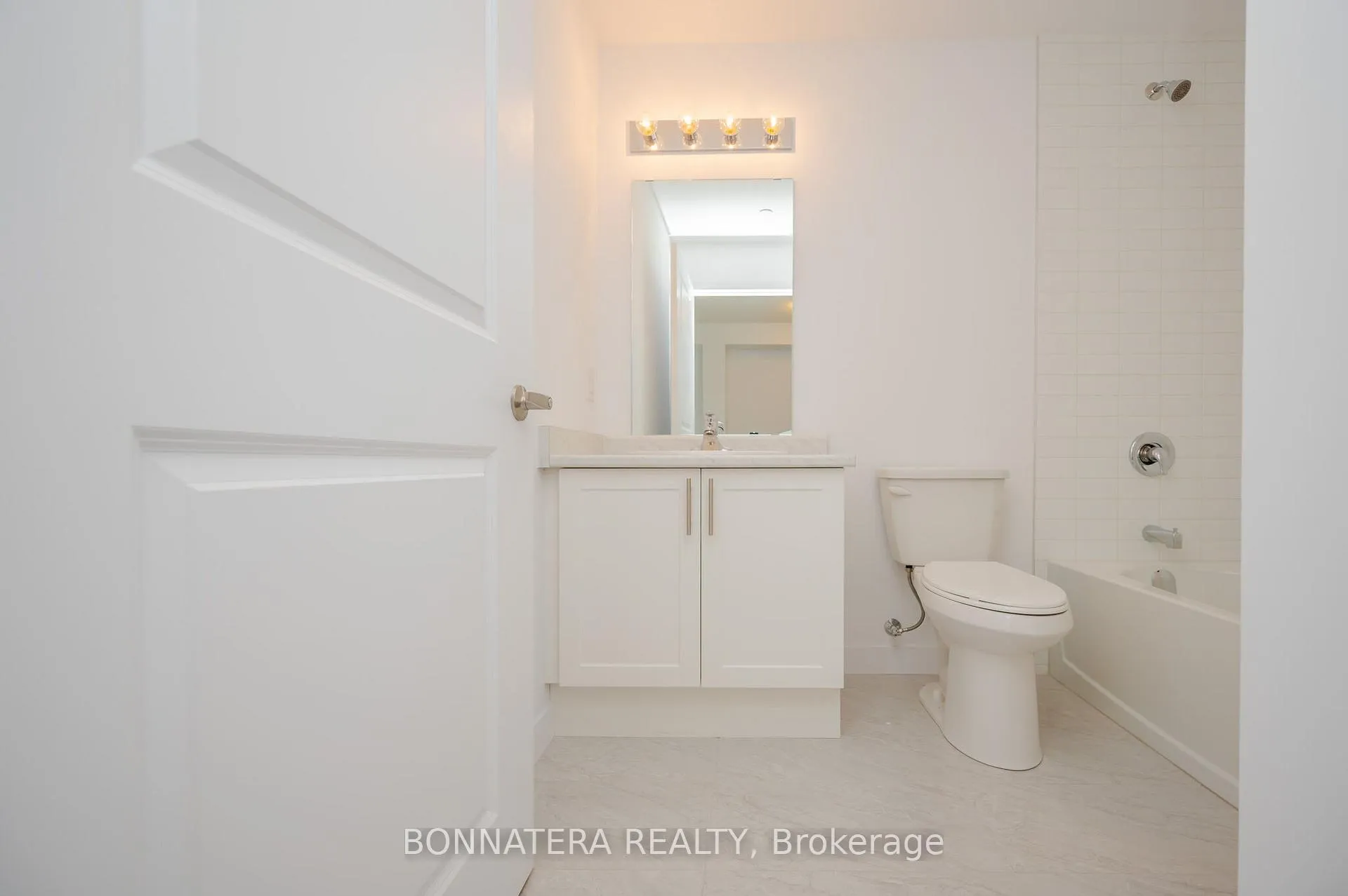 Photo 12 of Unit 223, 450 Dundas Street E, Hamilton, Waterdown — HOMEH