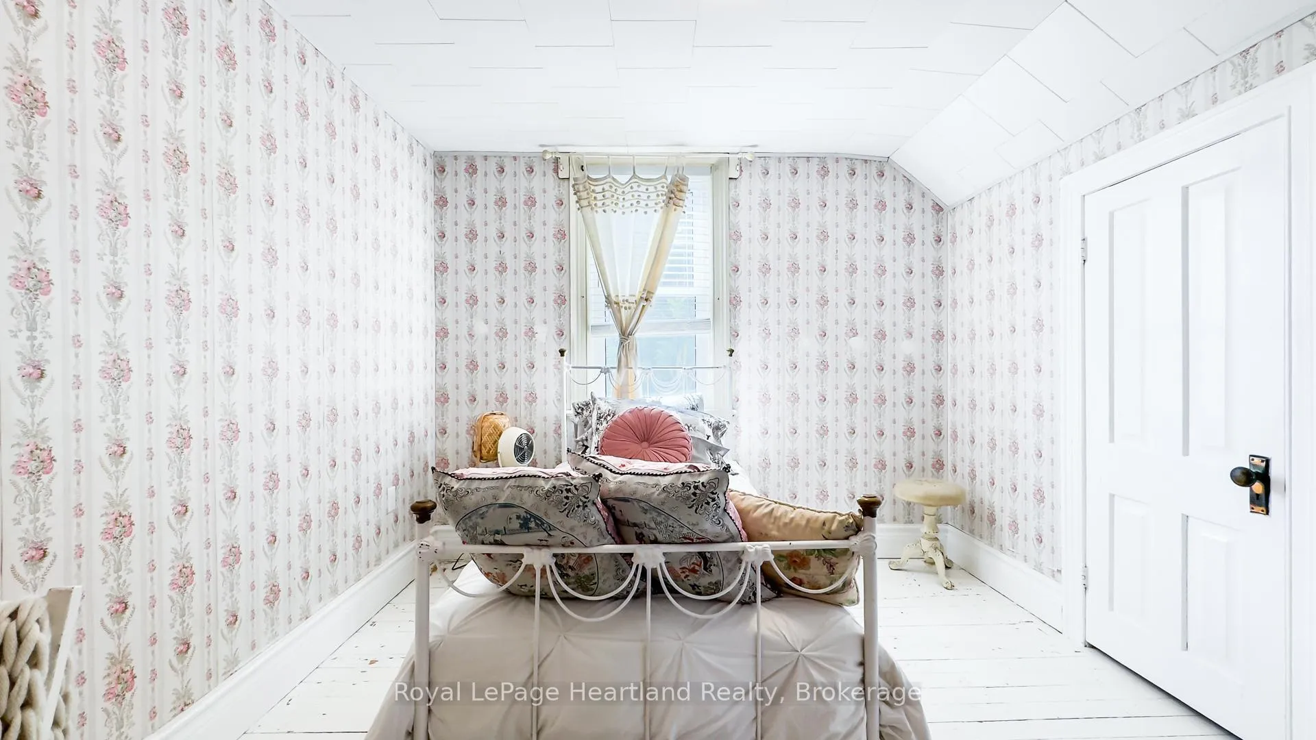 Photo 29 of 47 James Street, South Huron, Exeter — HOMEH