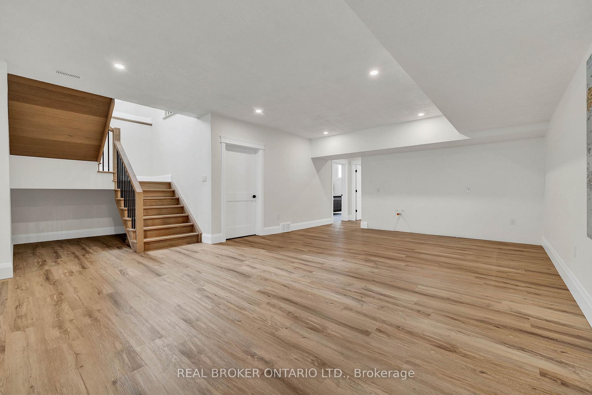 Photo 21 of 84343 Kent Line, Huron East, Grey — HOMEH