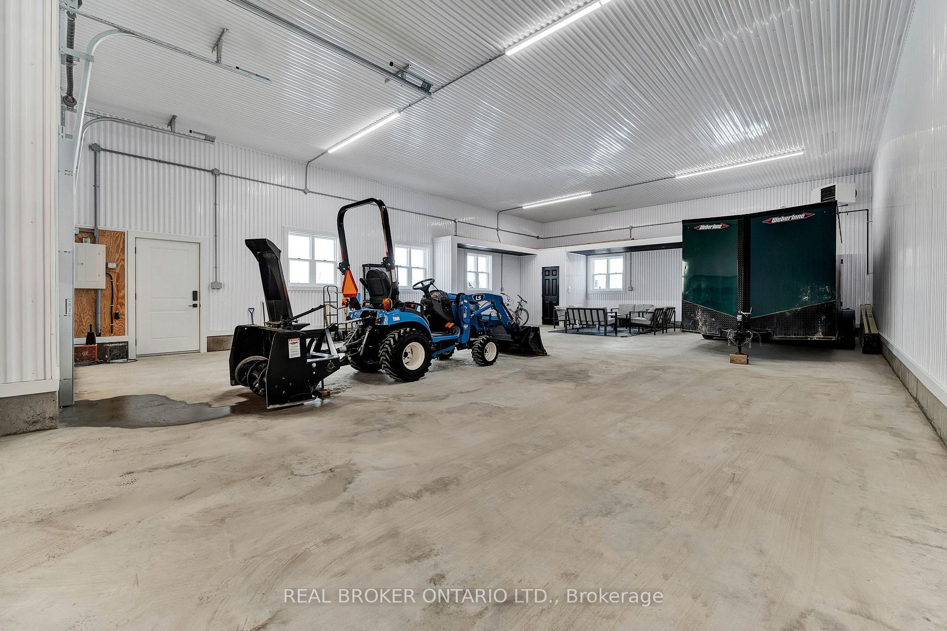 Photo 32 of 84343 Kent Line, Huron East, Grey — HOMEH