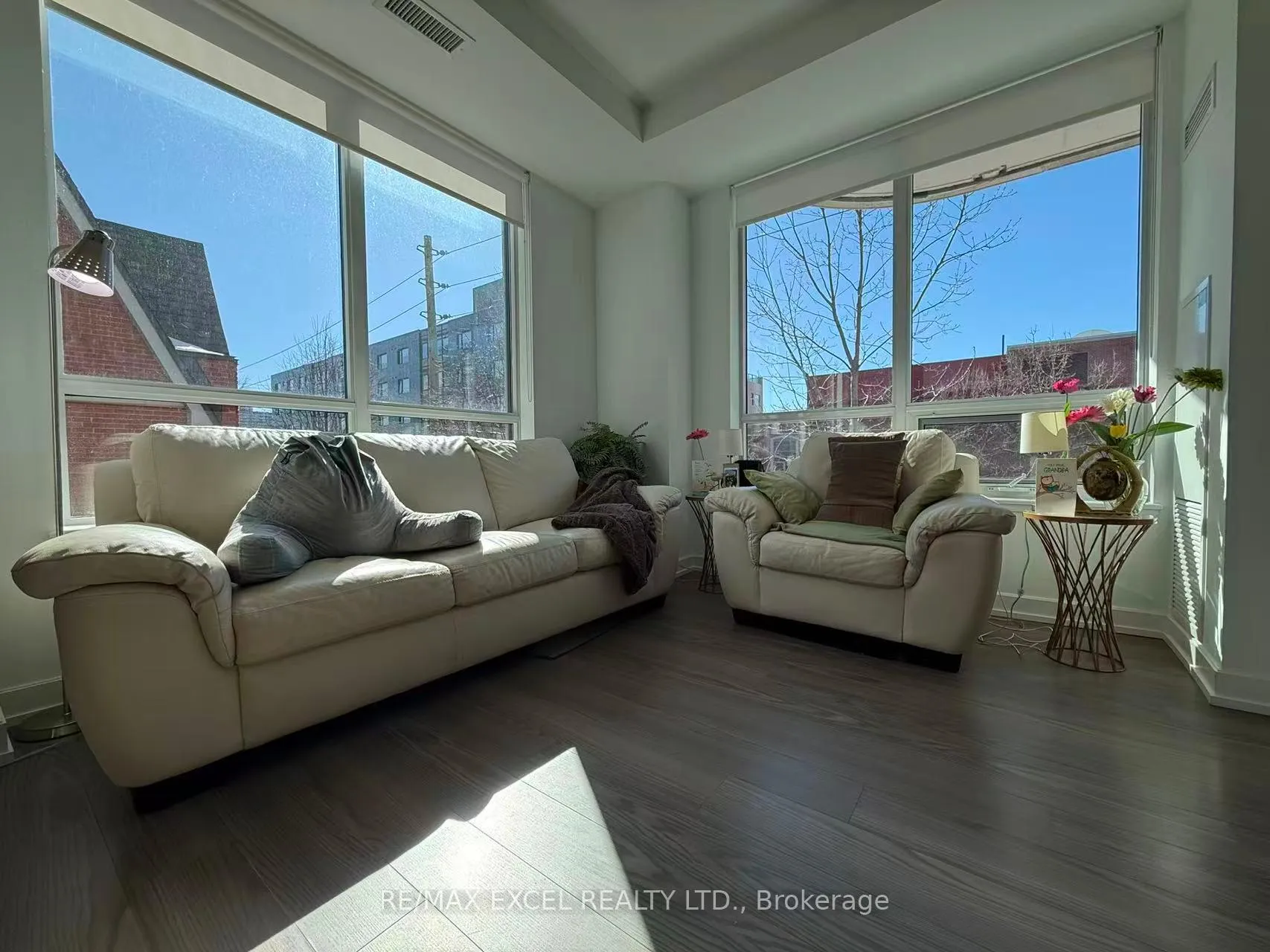 Photo 14 of Unit 206, 377 Madison Avenue, Toronto, Casa Loma — HOMEH