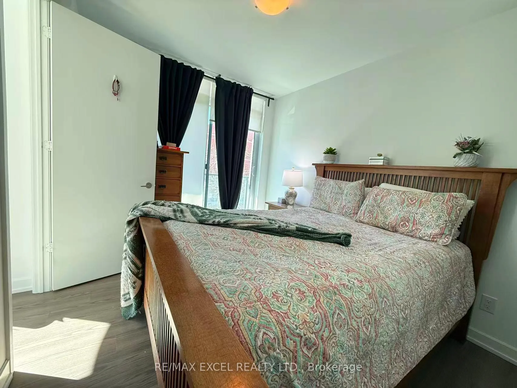 Photo 16 of Unit 206, 377 Madison Avenue, Toronto, Casa Loma — HOMEH