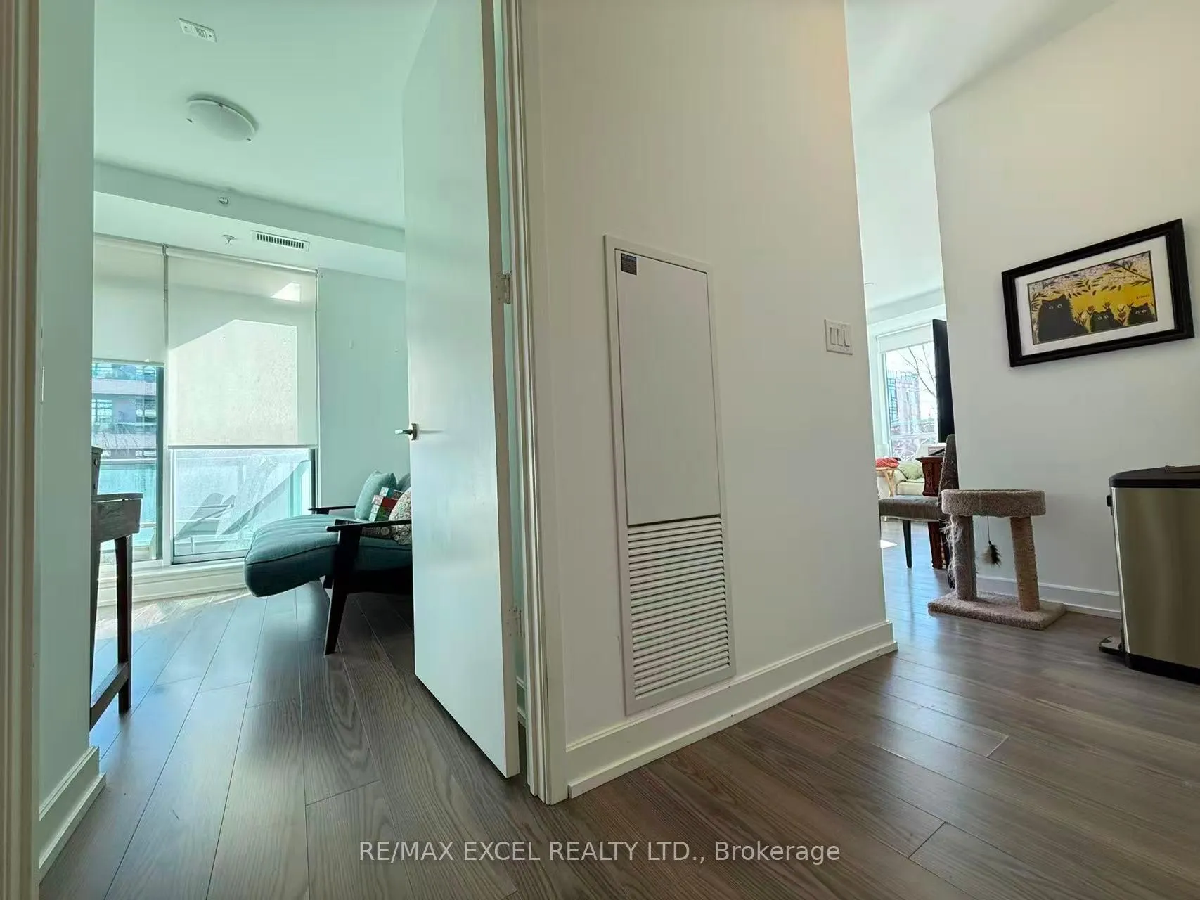 Photo 19 of Unit 206, 377 Madison Avenue, Toronto, Casa Loma — HOMEH