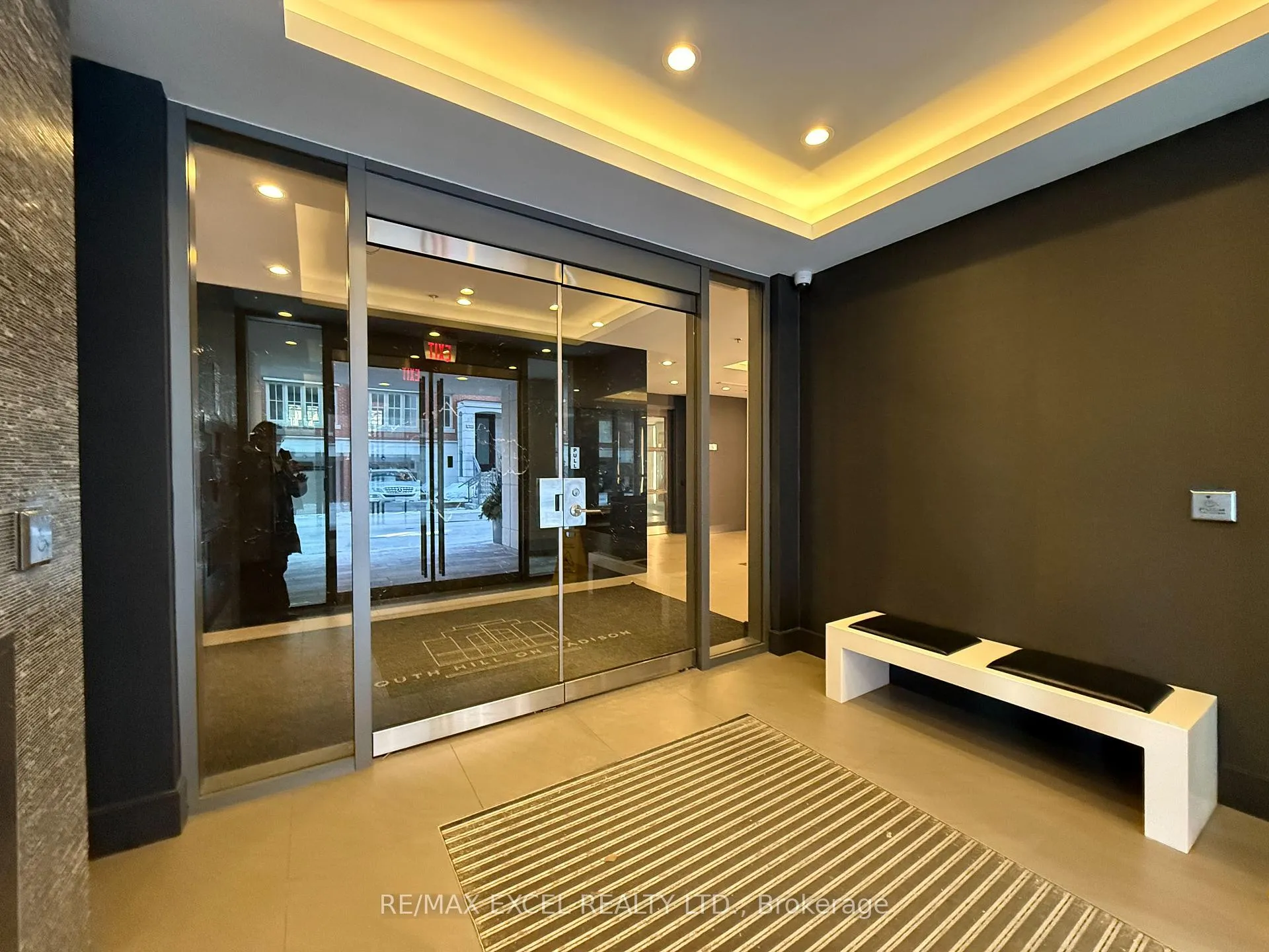 Photo 32 of Unit 206, 377 Madison Avenue, Toronto, Casa Loma — HOMEH