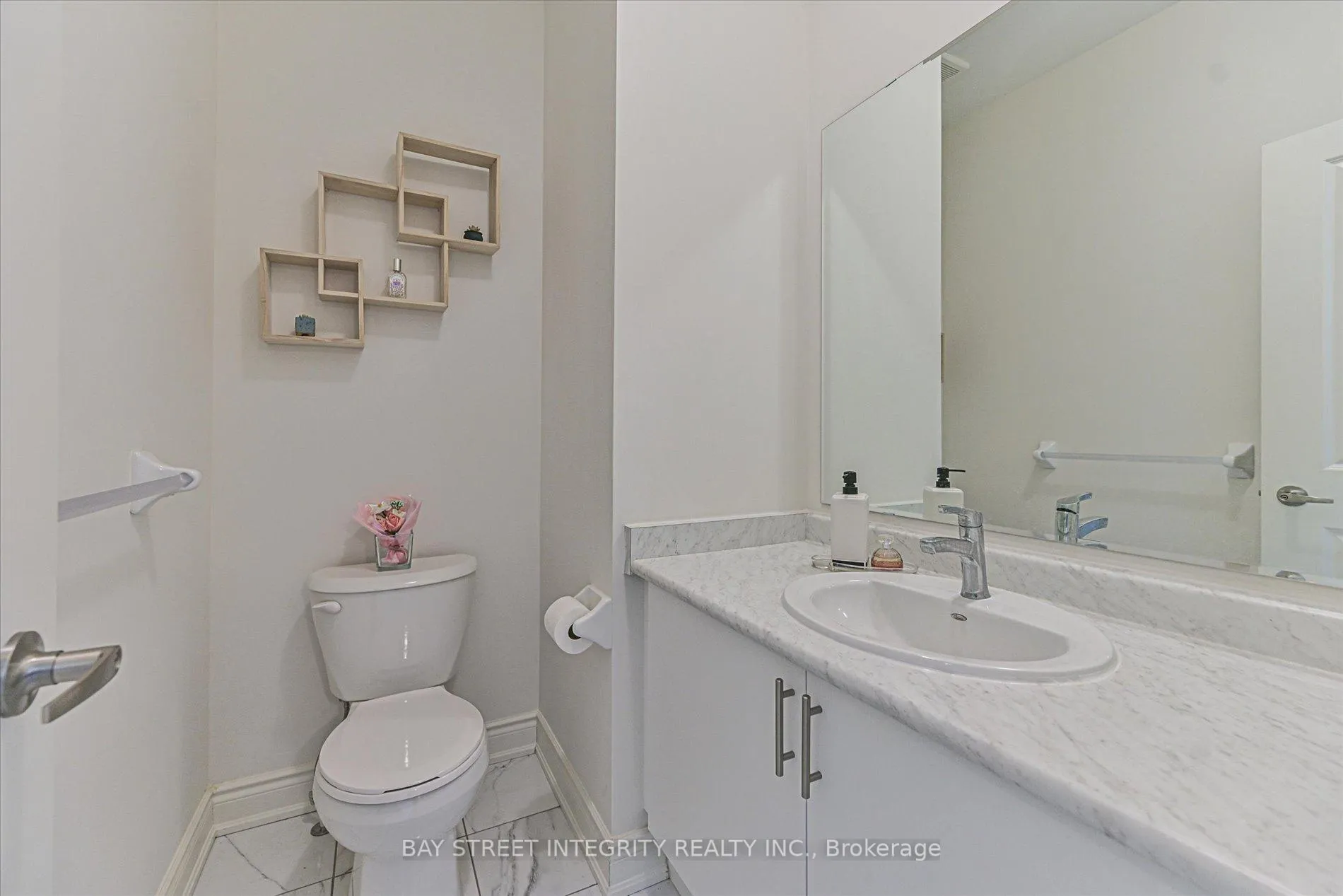 Photo 15 of 1452 Wheatcroft Drive, Oshawa, Kedron — HOMEH