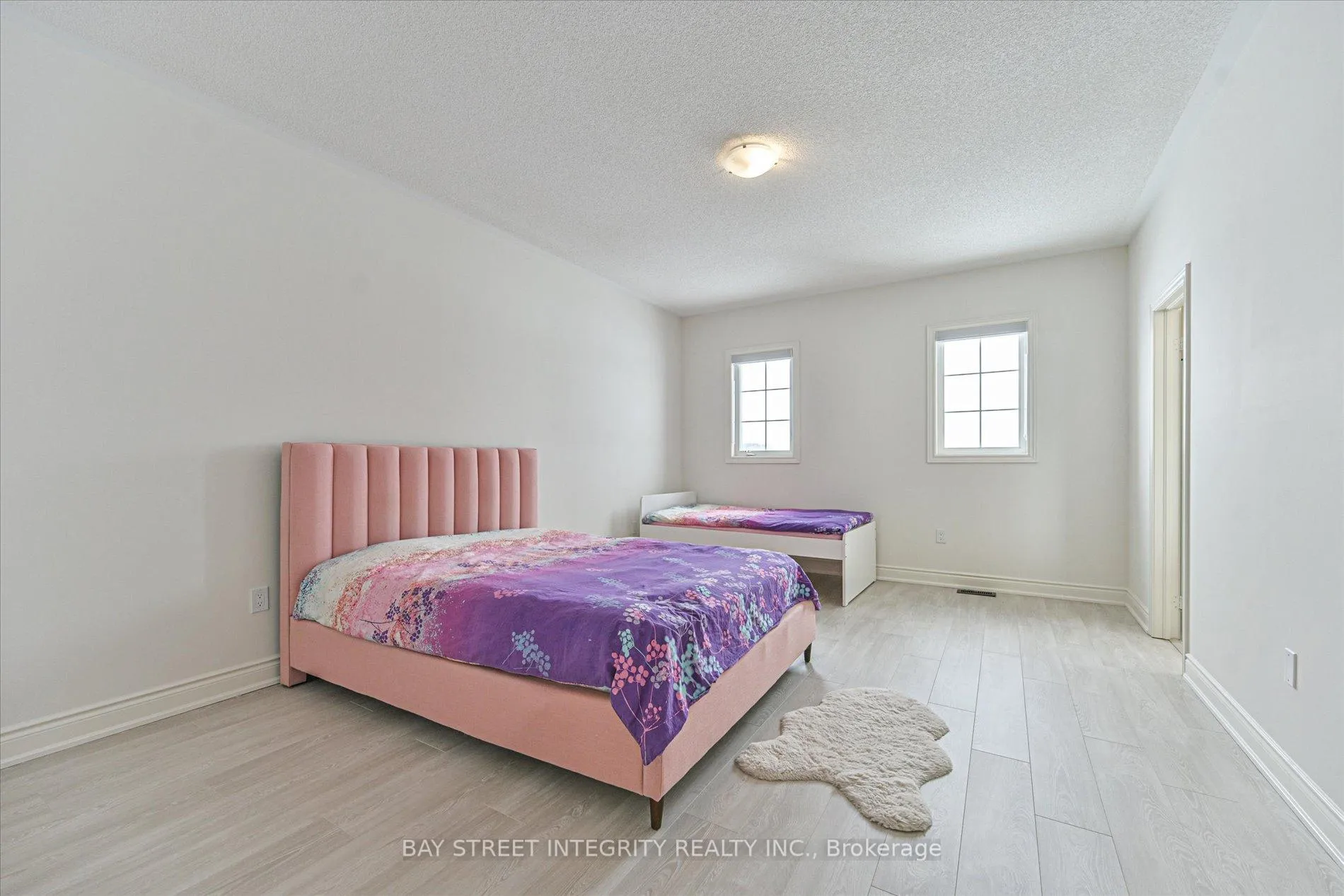 Photo 18 of 1452 Wheatcroft Drive, Oshawa, Kedron — HOMEH