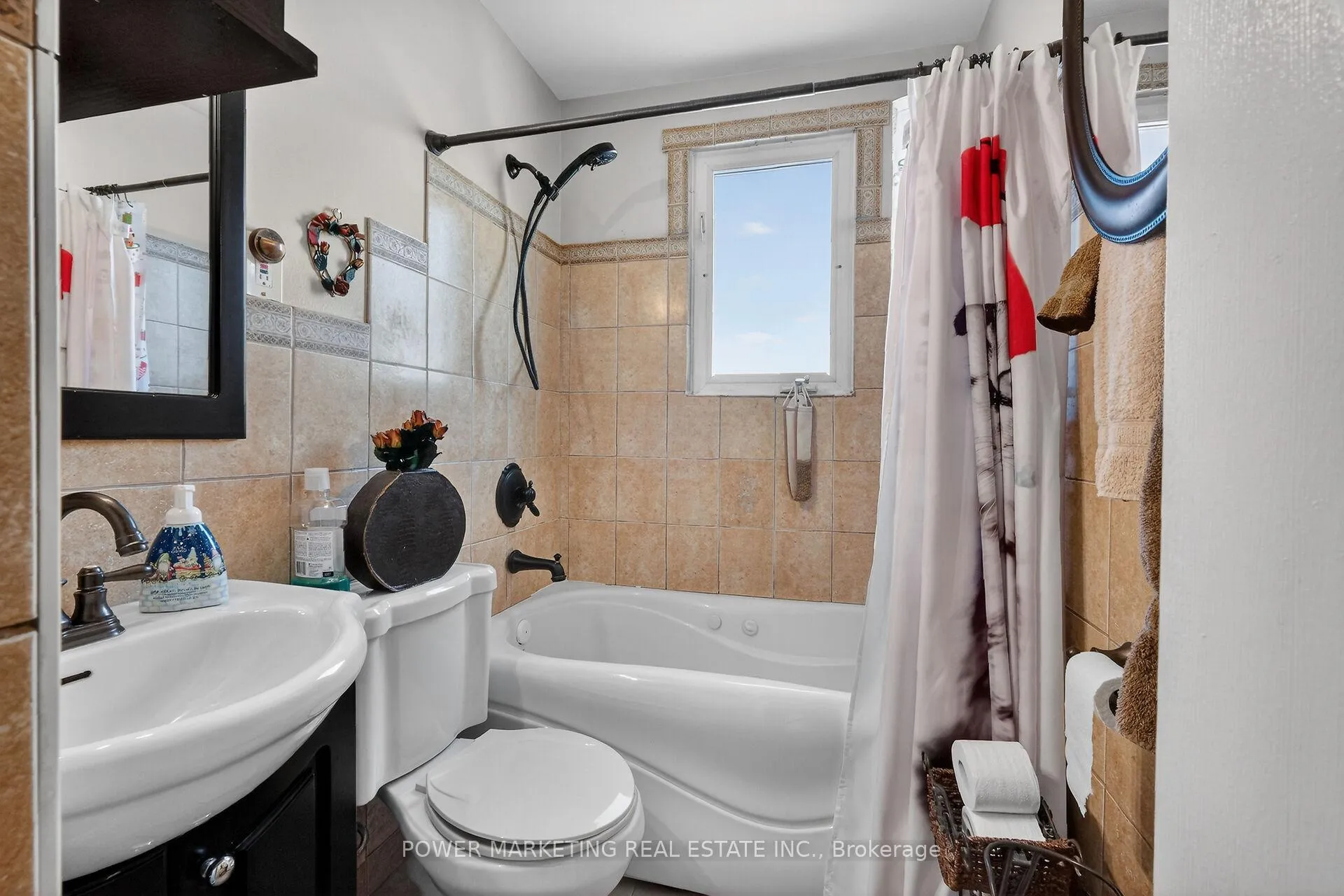 Photo 36 of 231 Ethel Street, Ottawa, Vanier — HOMEH