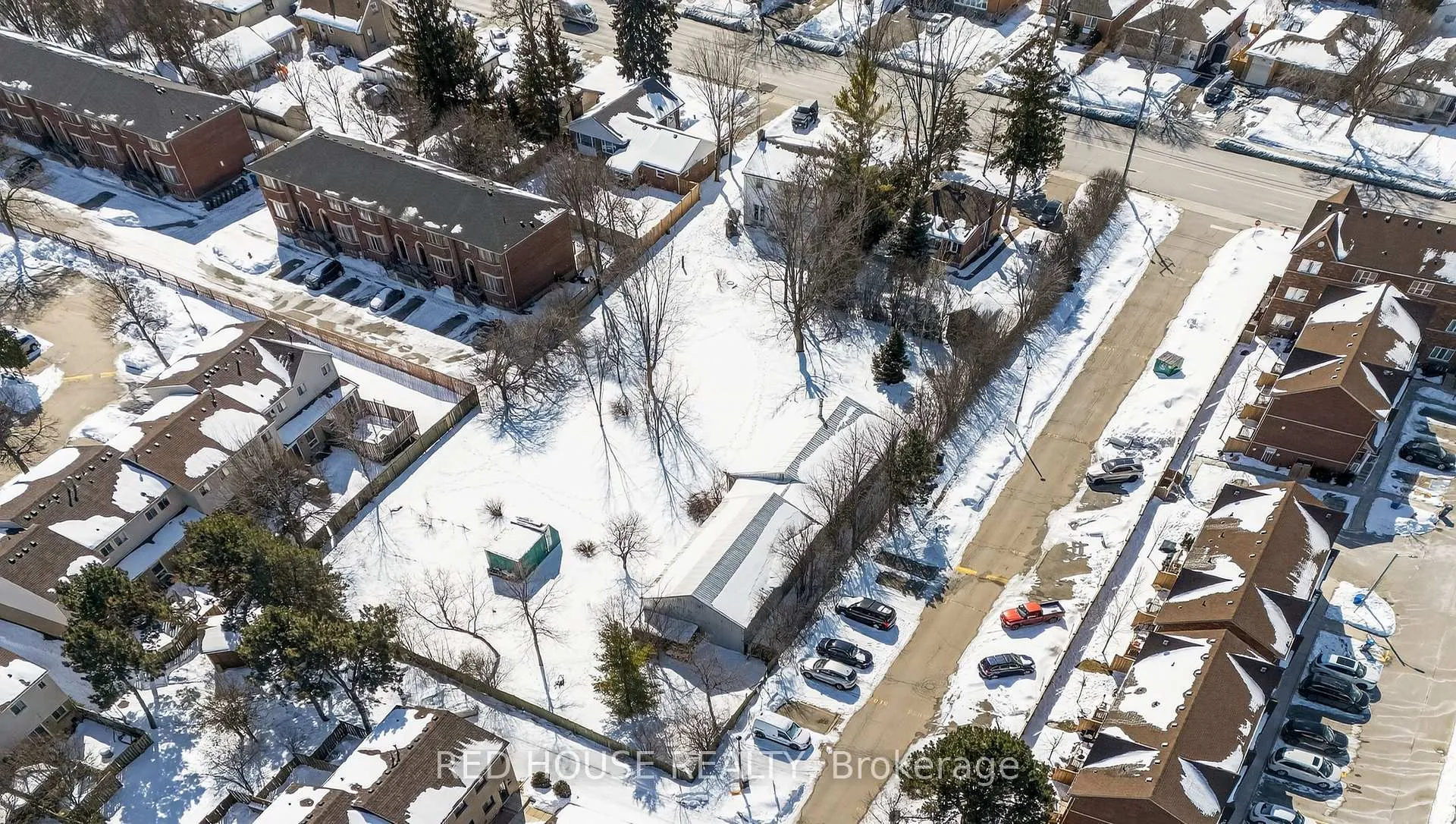 Photo 9 of 53 Mclaughlin Road N, Brampton, Brampton West — HOMEH