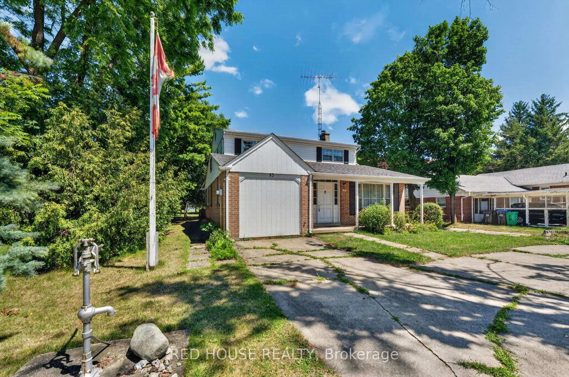 Photo 4 of 53 Mclaughlin Road N, Brampton, Brampton West — HOMEH