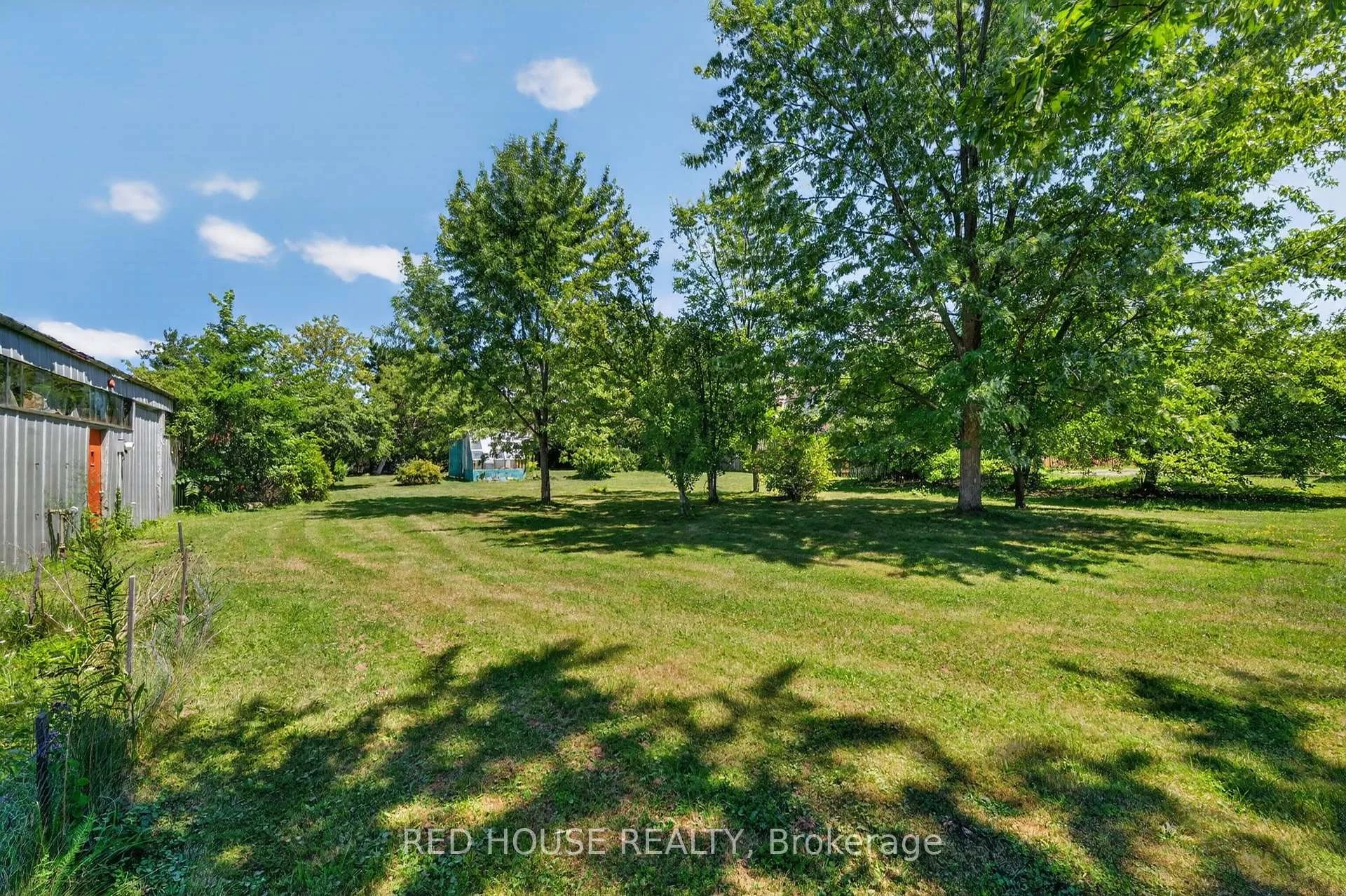 Photo 10 of 53 Mclaughlin Road N, Brampton, Brampton West — HOMEH