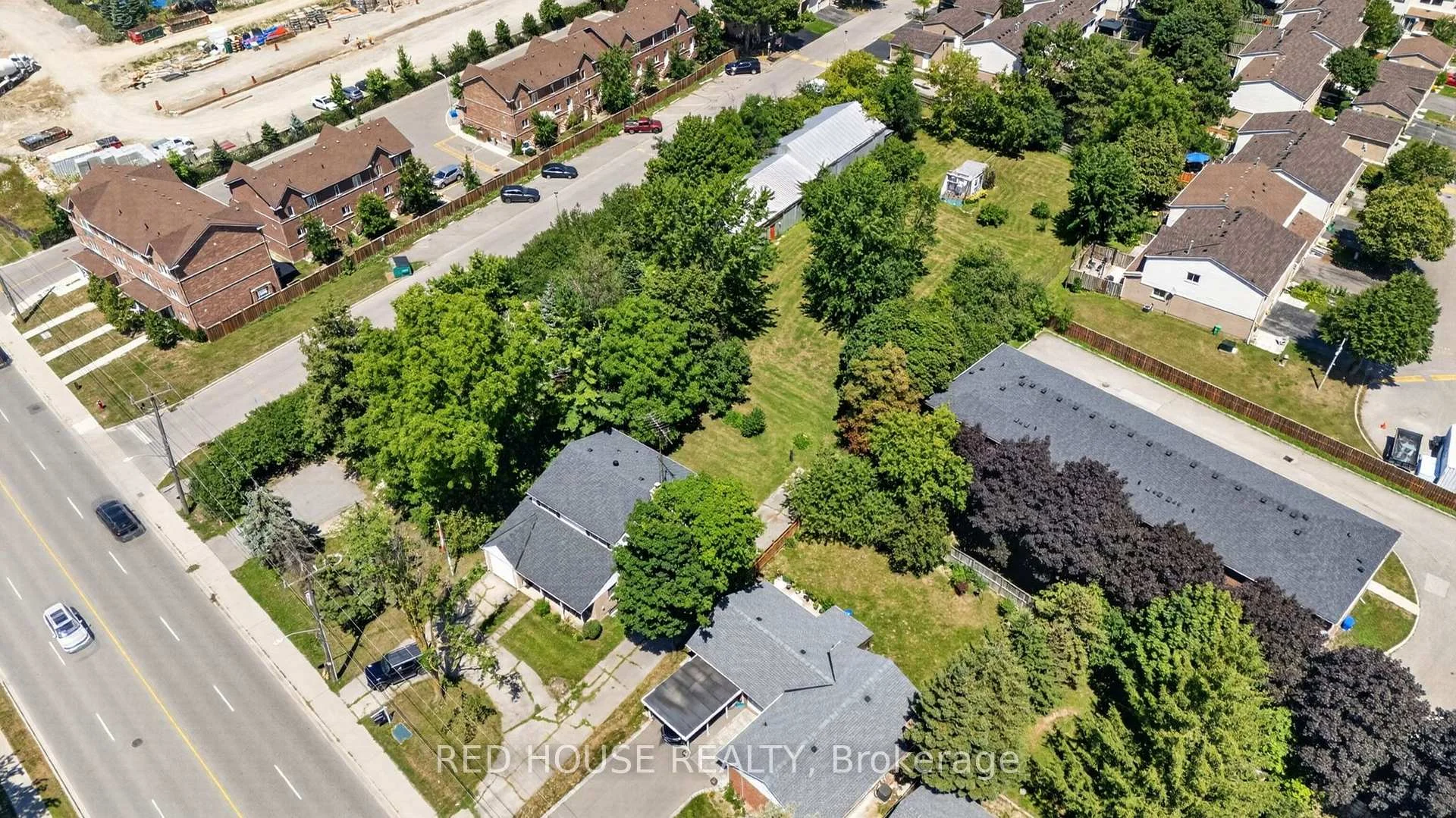 Photo 15 of 53 Mclaughlin Road N, Brampton, Brampton West — HOMEH