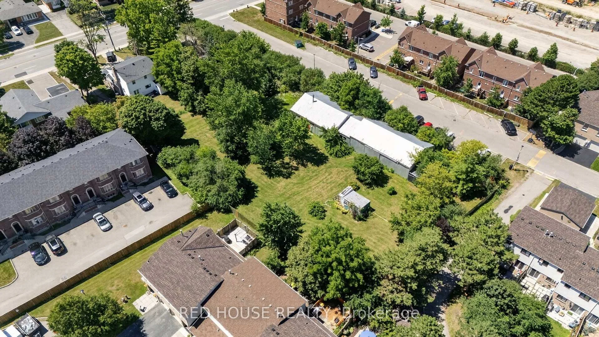 Photo 19 of 53 Mclaughlin Road N, Brampton, Brampton West — HOMEH