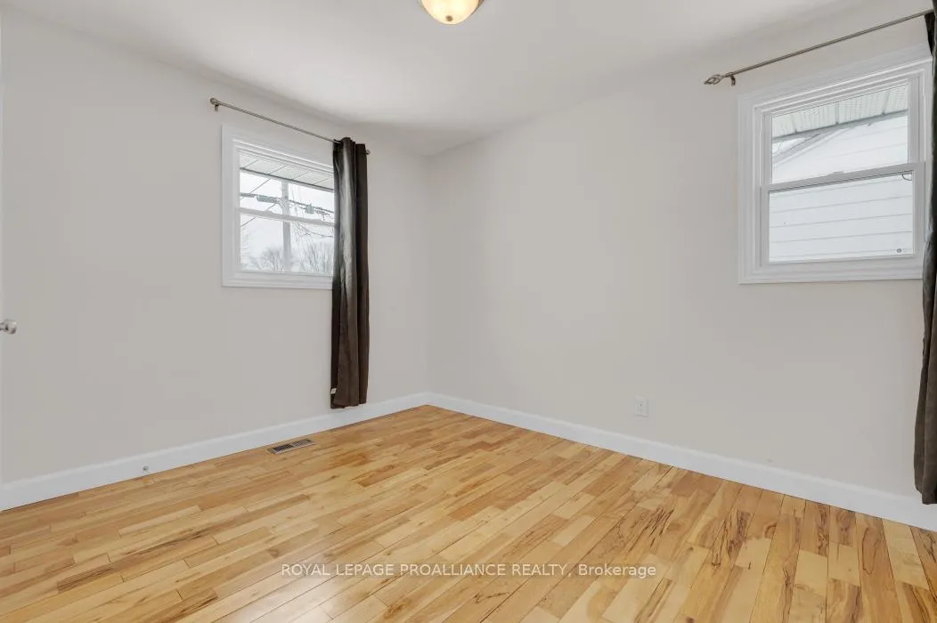 Photo 22 of 169 Wright Avenue, Belleville, Belleville Ward — HOMEH
