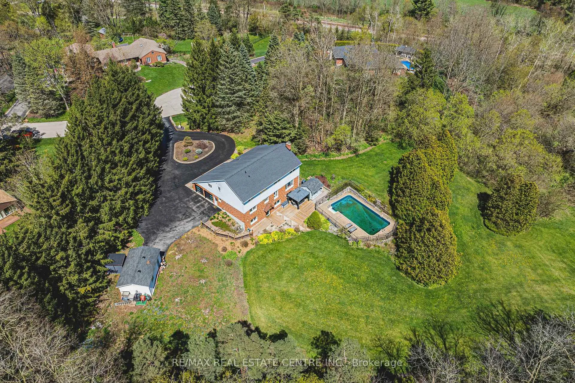 Photo of 6 Iris Court