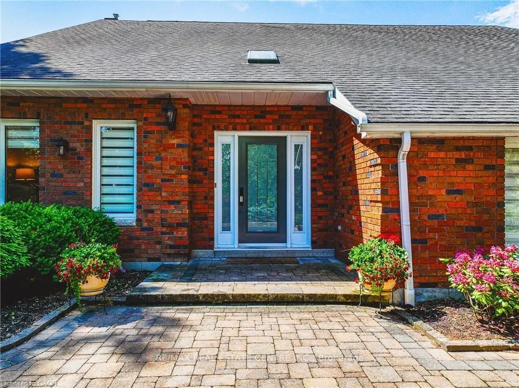 Photo 9 of 6 Iris Court, Hamilton, Carlisle — HOMEH