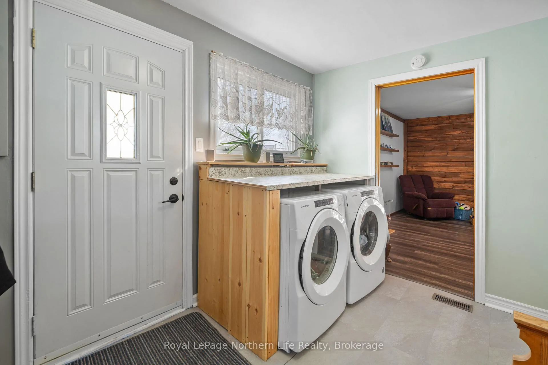 Photo 4 of 455 Angus Street, North Bay, Widdifield — HOMEH