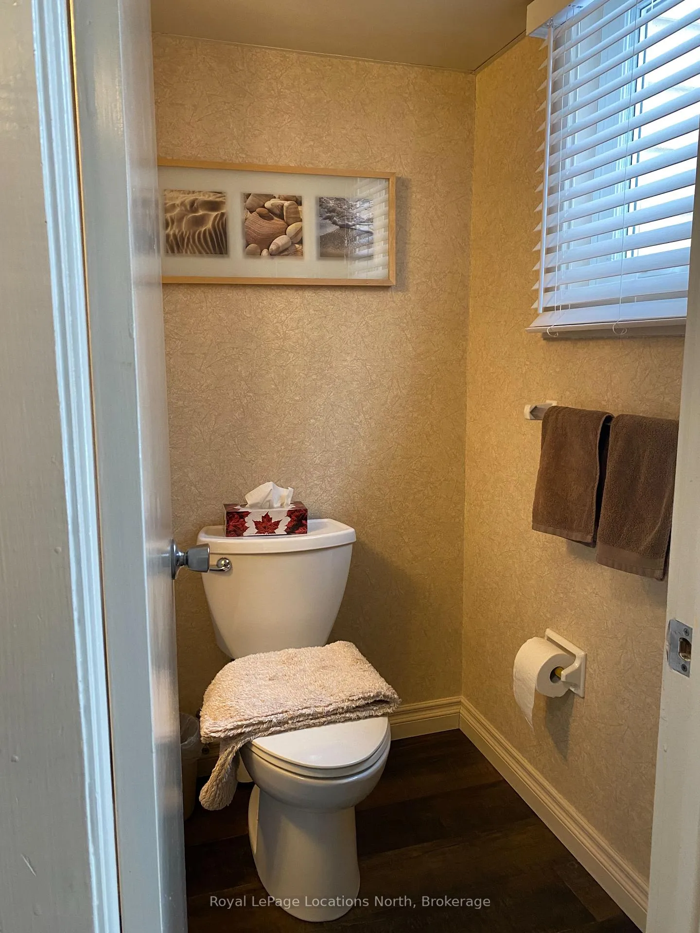 Photo 9 of Unit 318, 5 Dawson Drive, Collingwood — HOMEH