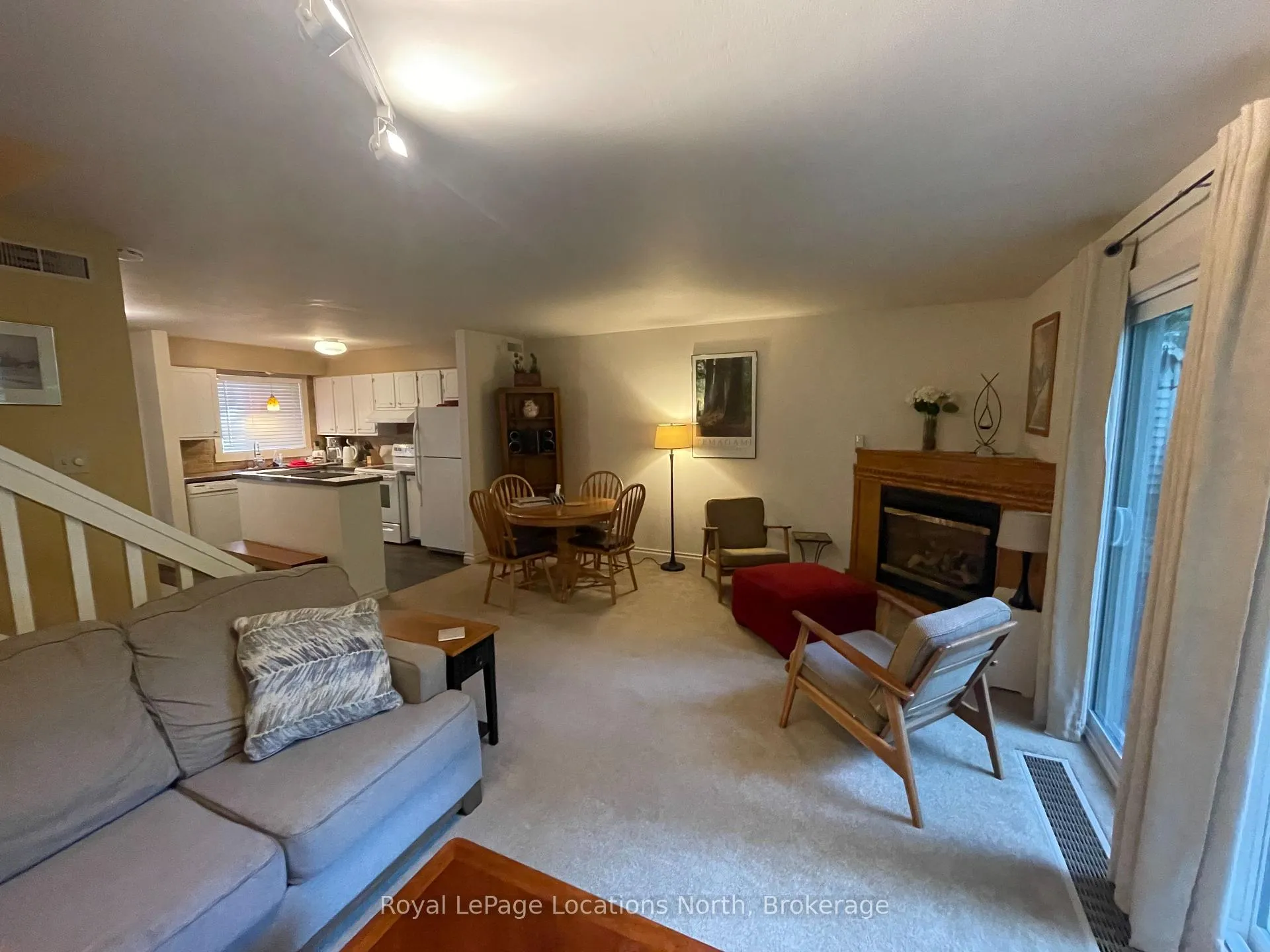 Photo 12 of Unit 318, 5 Dawson Drive, Collingwood — HOMEH