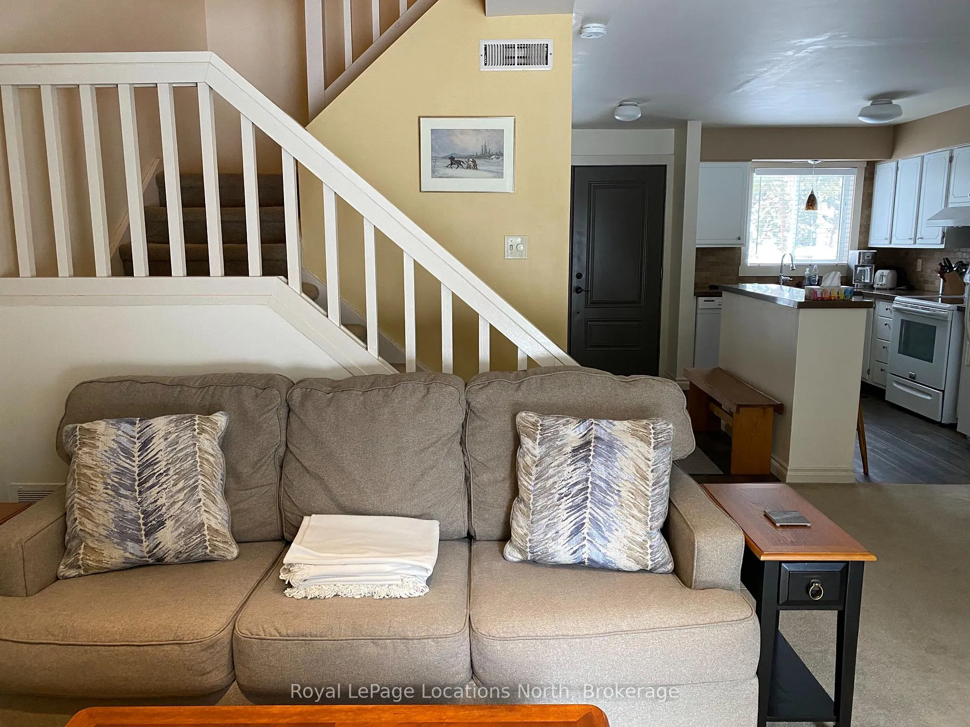Photo 16 of Unit 318, 5 Dawson Drive, Collingwood — HOMEH