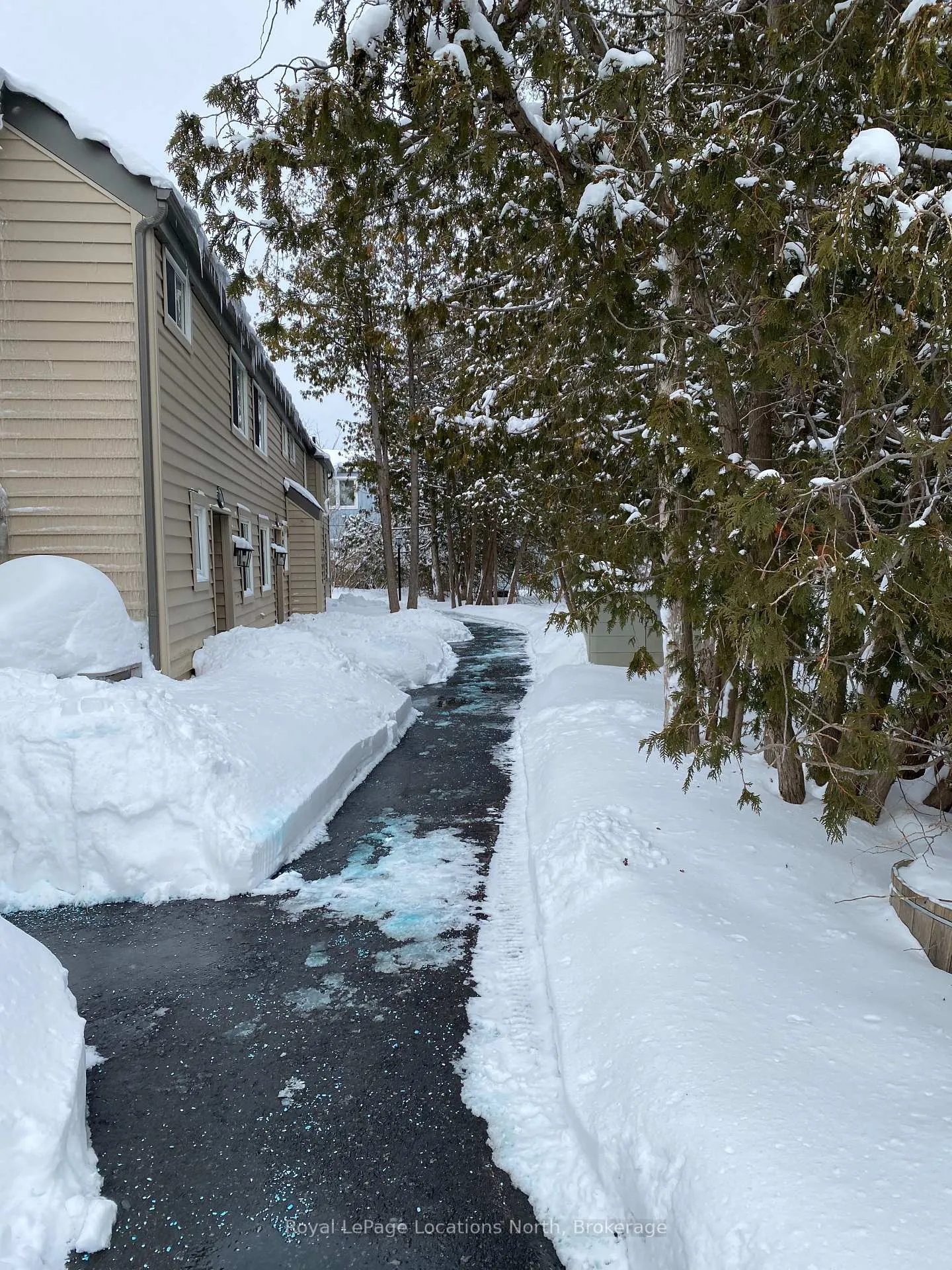 Photo 27 of Unit 318, 5 Dawson Drive, Collingwood — HOMEH